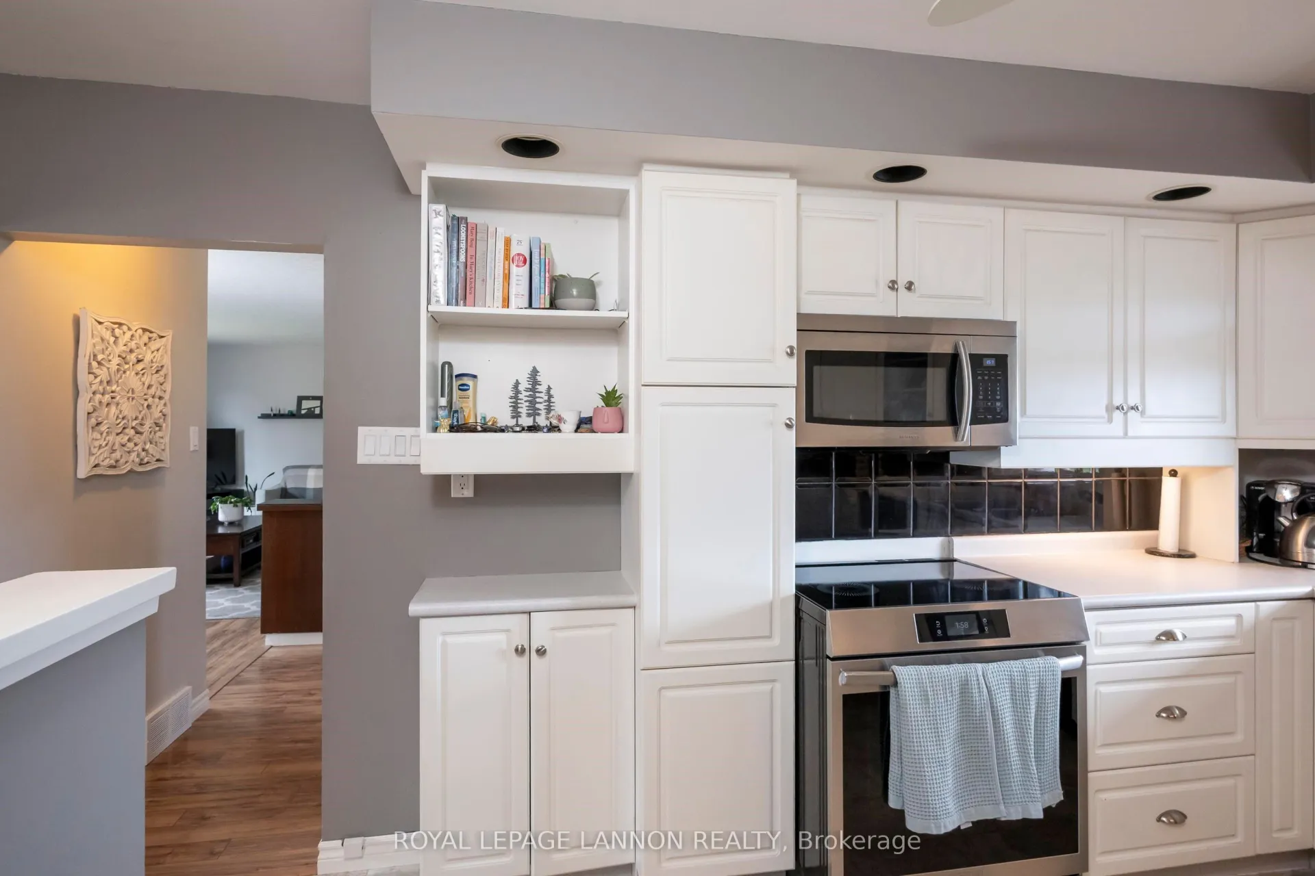 Photo 11 of 619 Cherrydale Place, Thunder Bay, Edgewater Park — HOMEH