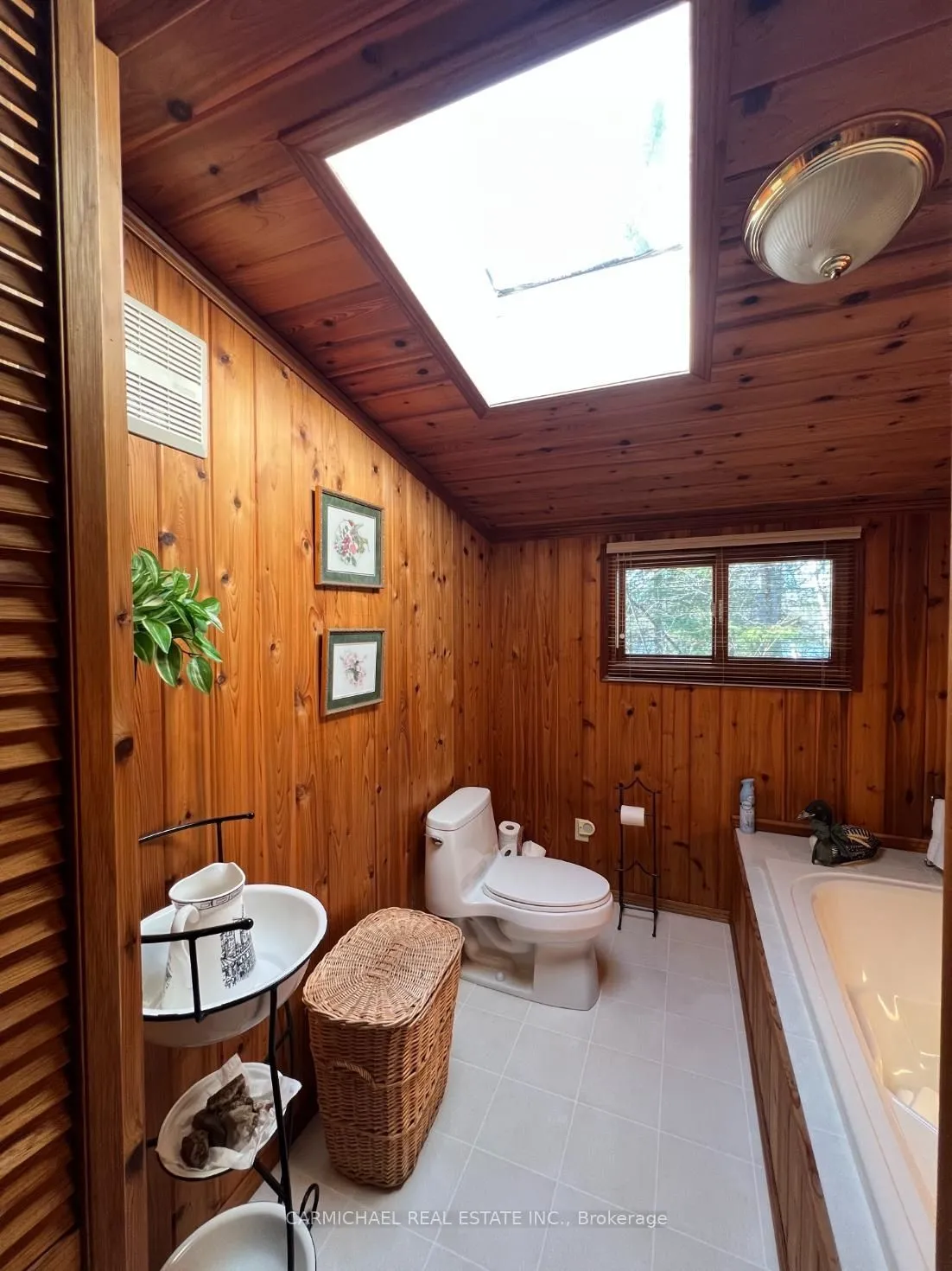 Photo 20 of Blue Marker 322 Pine Rd., Kenora Remote Area, Lake of the Woods West — HOMEH