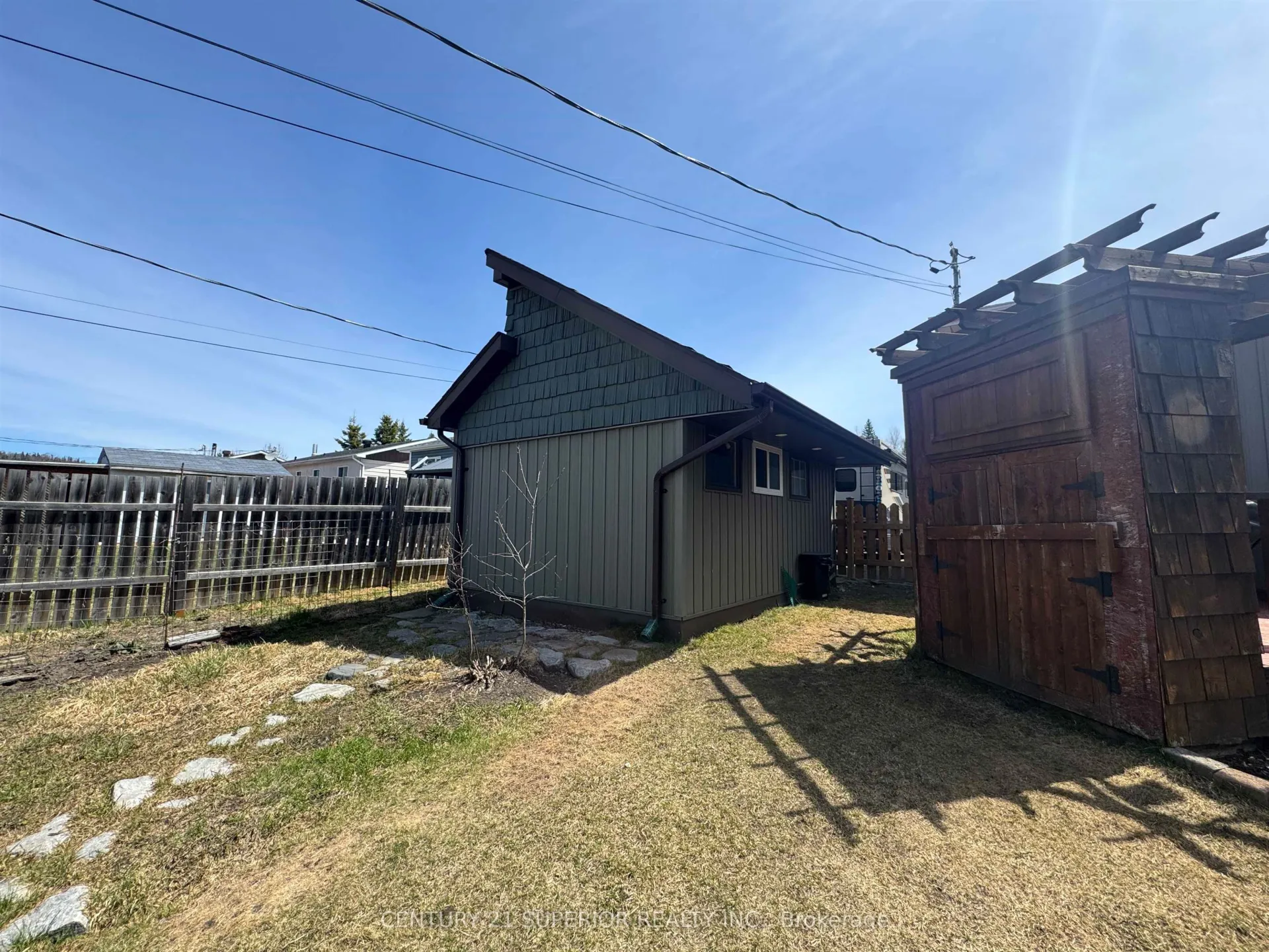 Photo 3 of 8 Matachewan Road, Manitouwadge — HOMEH