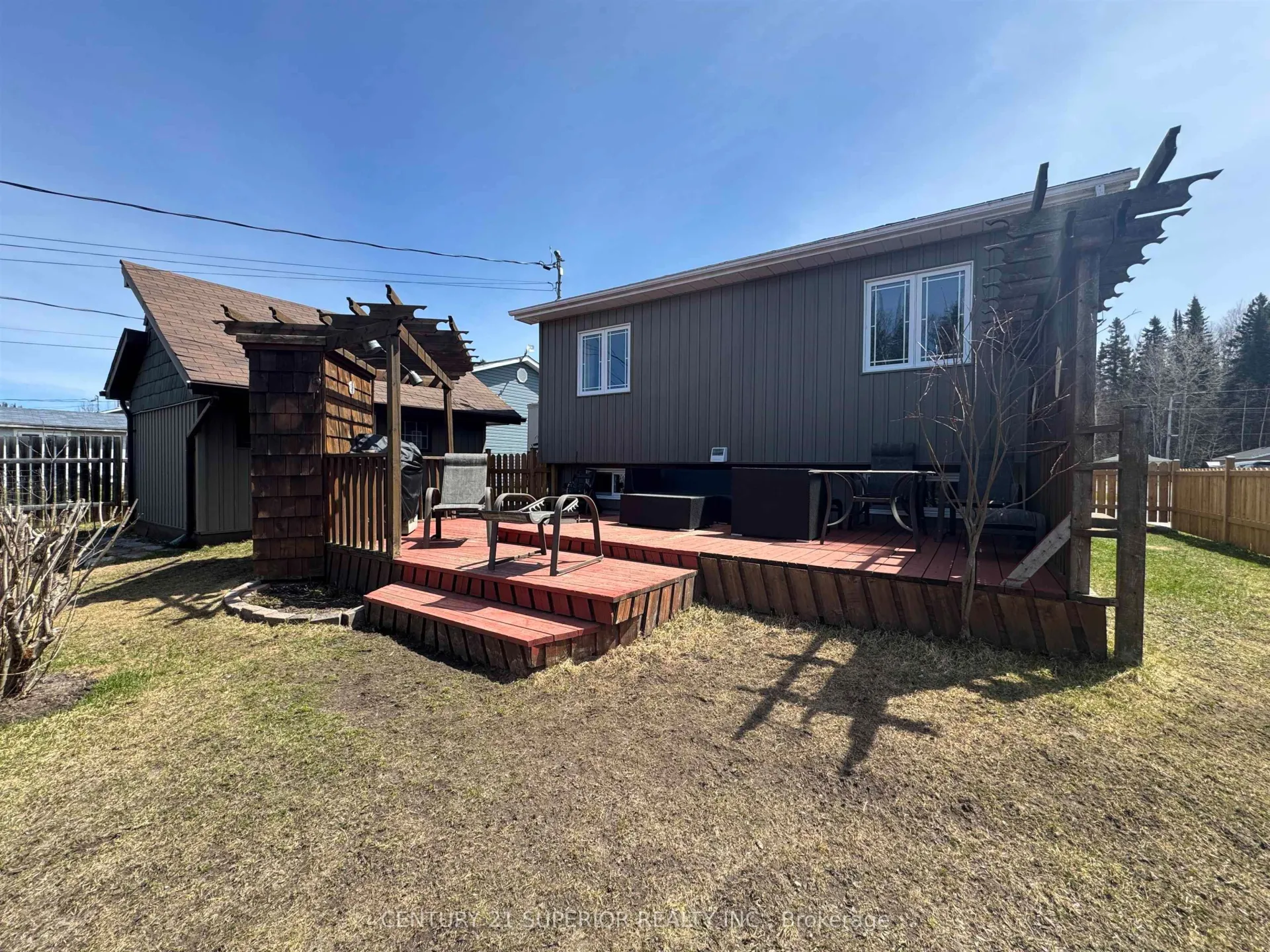 Photo 4 of 8 Matachewan Road, Manitouwadge — HOMEH