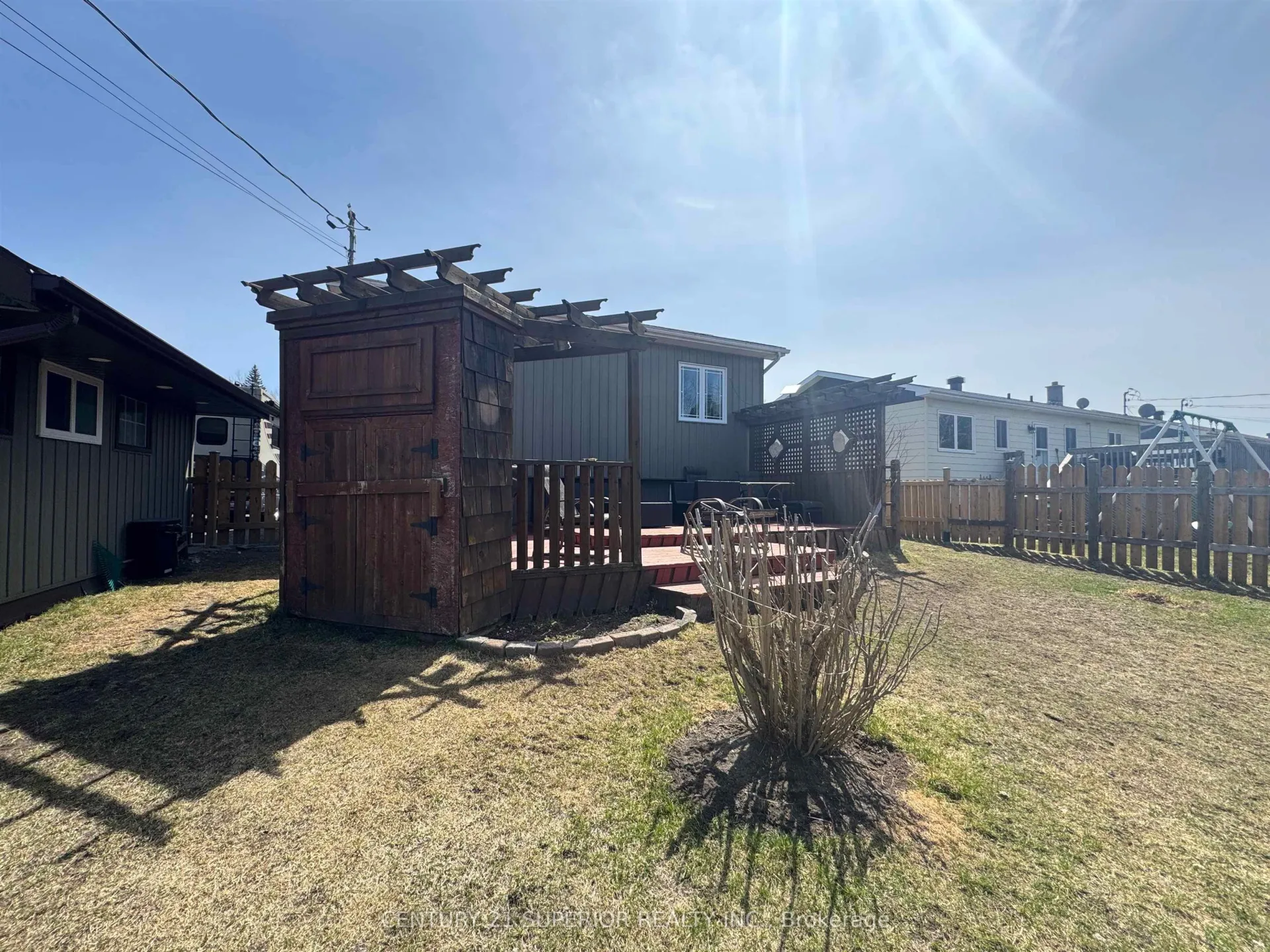 Photo 35 of 8 Matachewan Road, Manitouwadge — HOMEH