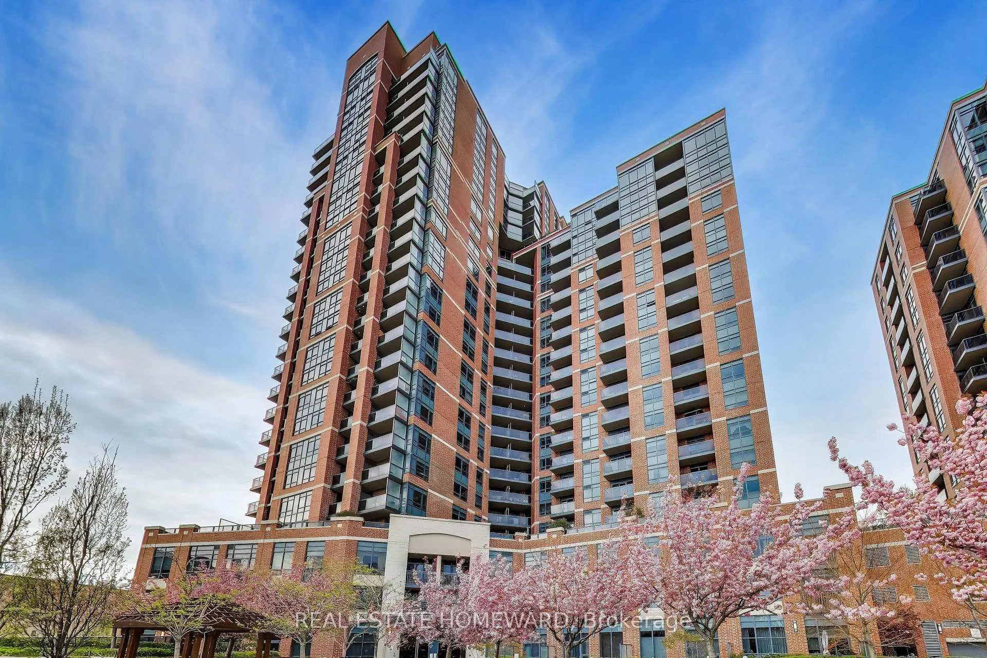 Photo 2 of Unit 1315, 60 Heintzman Street, Toronto, Junction Area — HOMEH