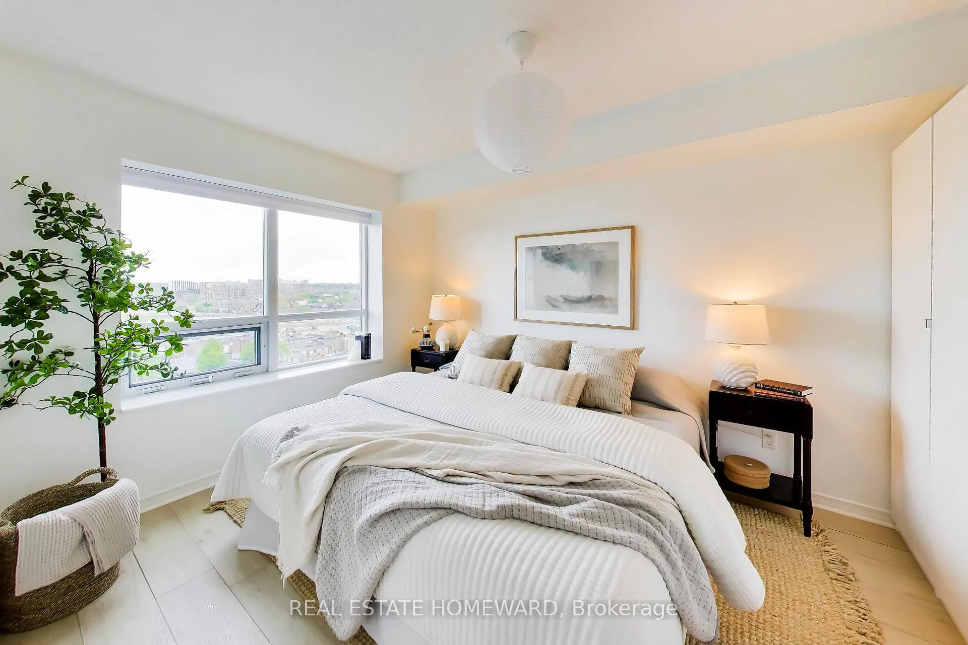Photo 12 of Unit 1315, 60 Heintzman Street, Toronto, Junction Area — HOMEH