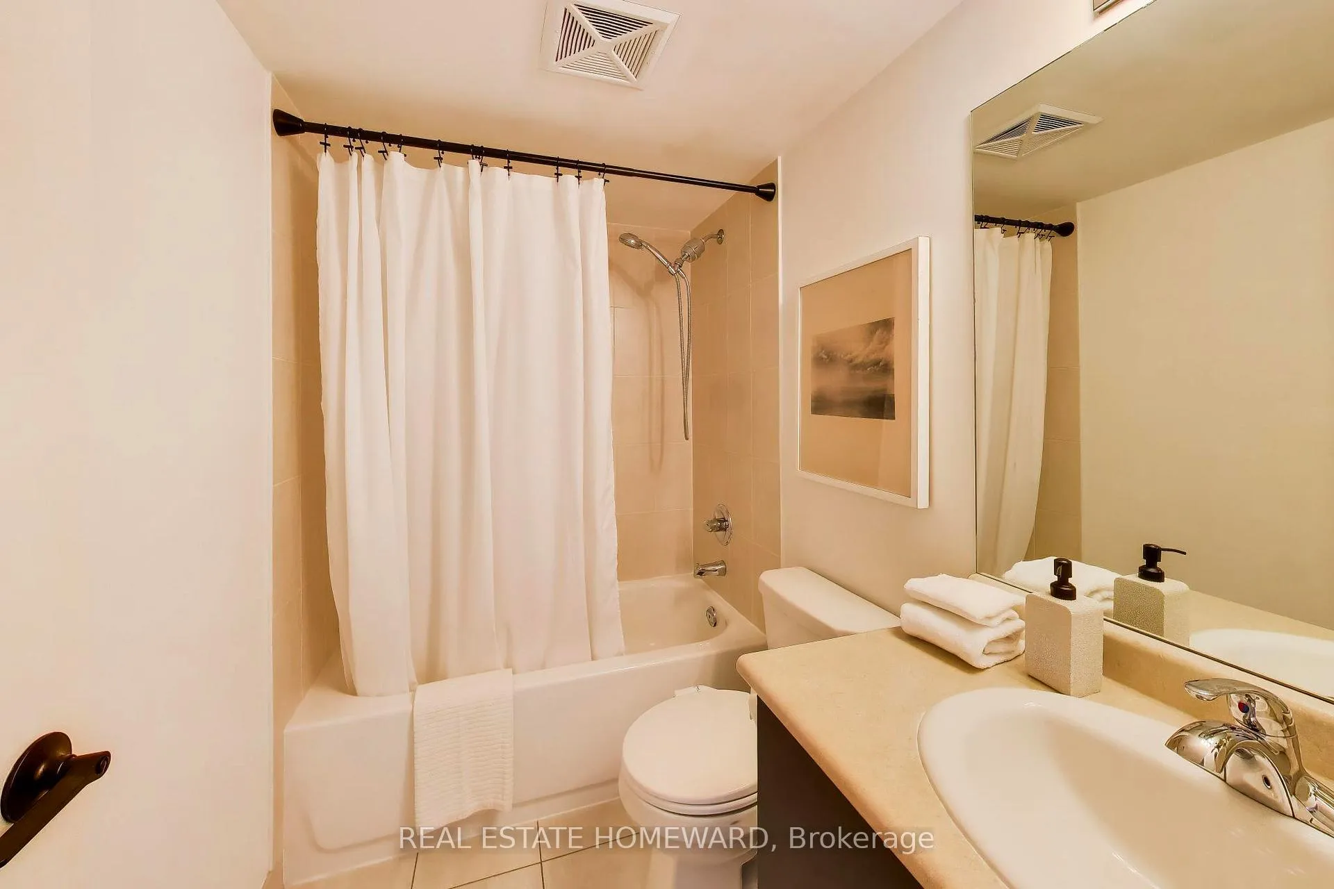 Photo 15 of Unit 1315, 60 Heintzman Street, Toronto, Junction Area — HOMEH