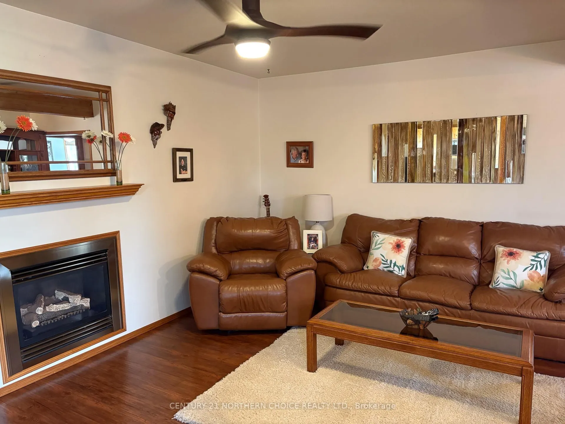 Photo 2 of 404 Superior Street, Kenora, Keewatin — HOMEH
