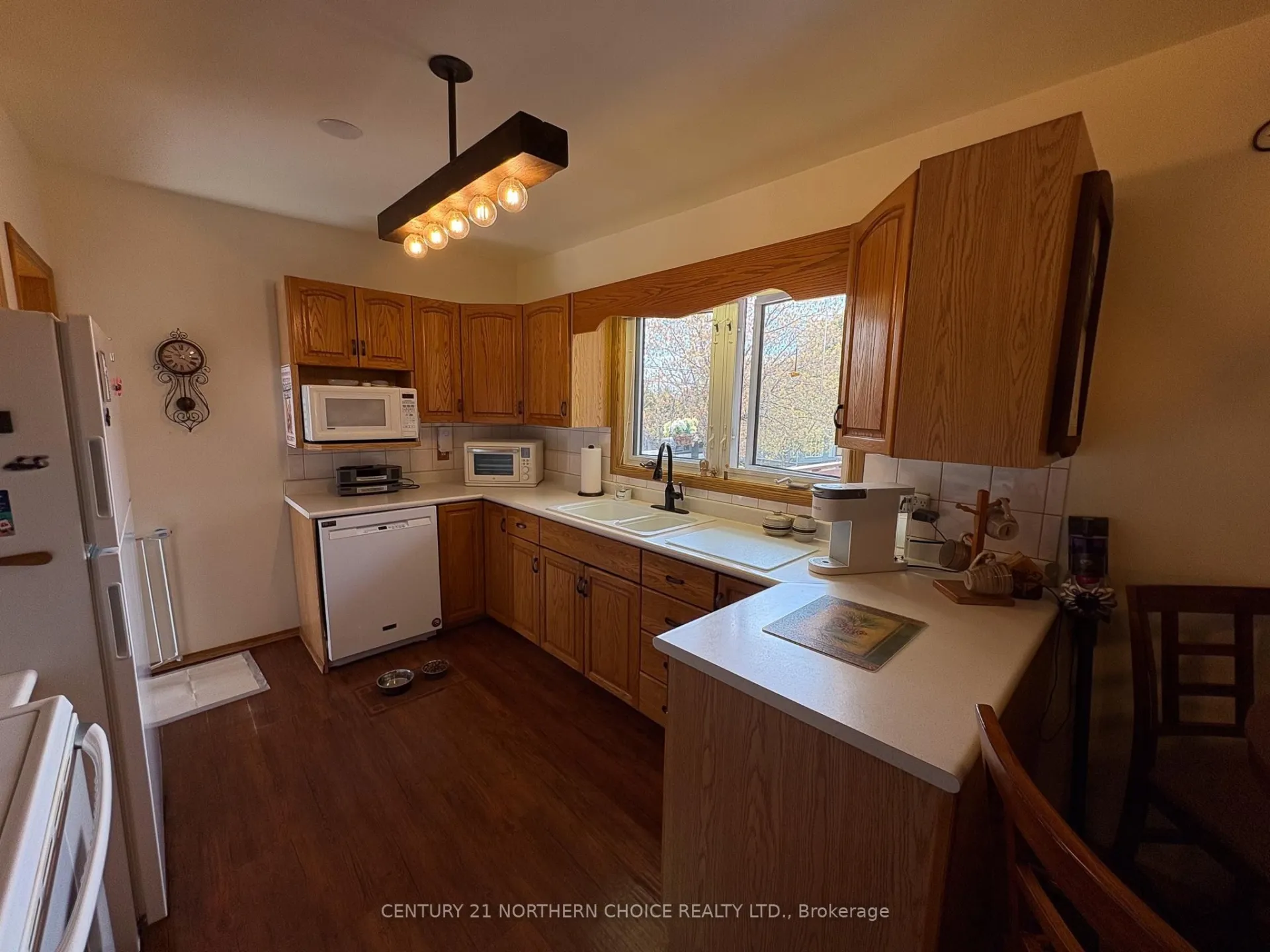 Photo 7 of 404 Superior Street, Kenora, Keewatin — HOMEH