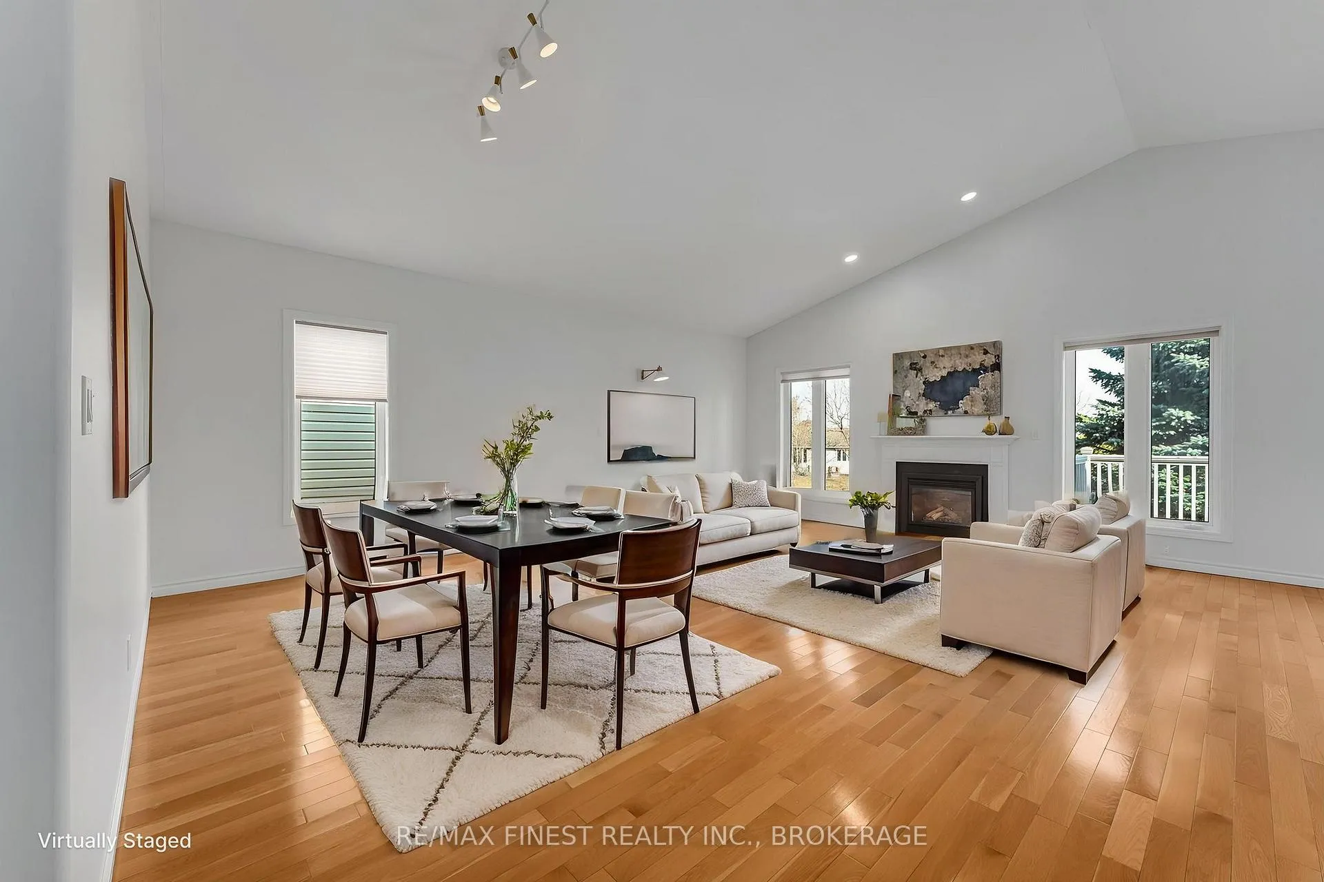 Photo 18 of 34 Schooner Drive, Kingston, Kingston East (Incl Barret Crt) — HOMEH