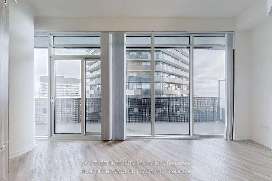 Photo 5 of Unit 5008, 55 Cooper Street, Toronto, Waterfront Communities — HOMEH
