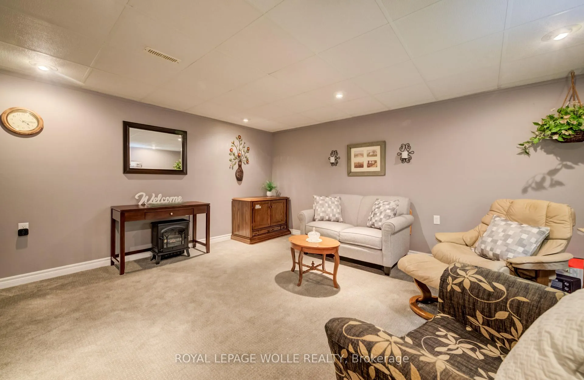 Photo 25 of 10 Meadow Woods Crescent, Kitchener — HOMEH