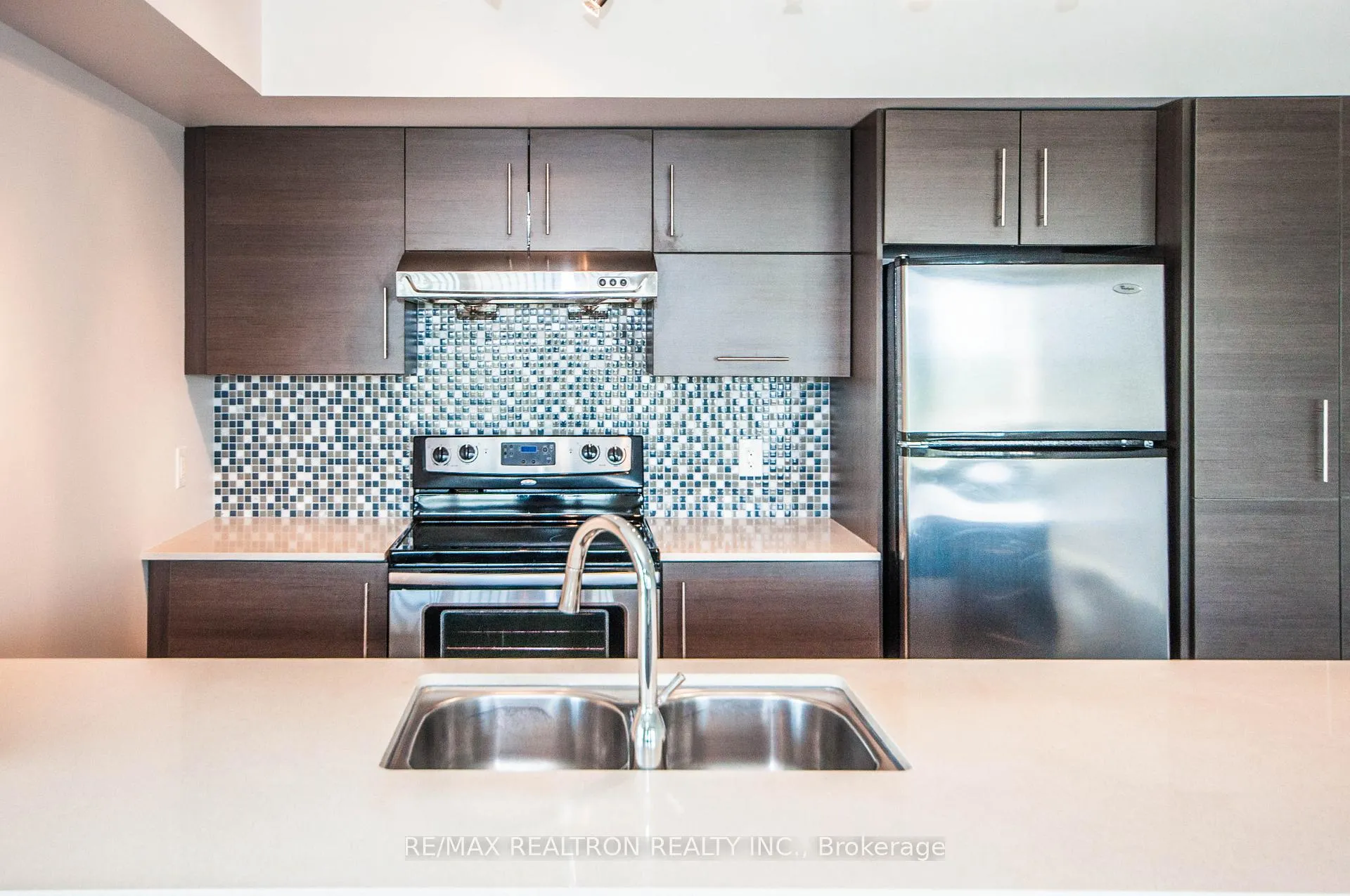 Photo 12 of Unit 702, 253 South Park Road, Markham, Commerce Valley — HOMEH