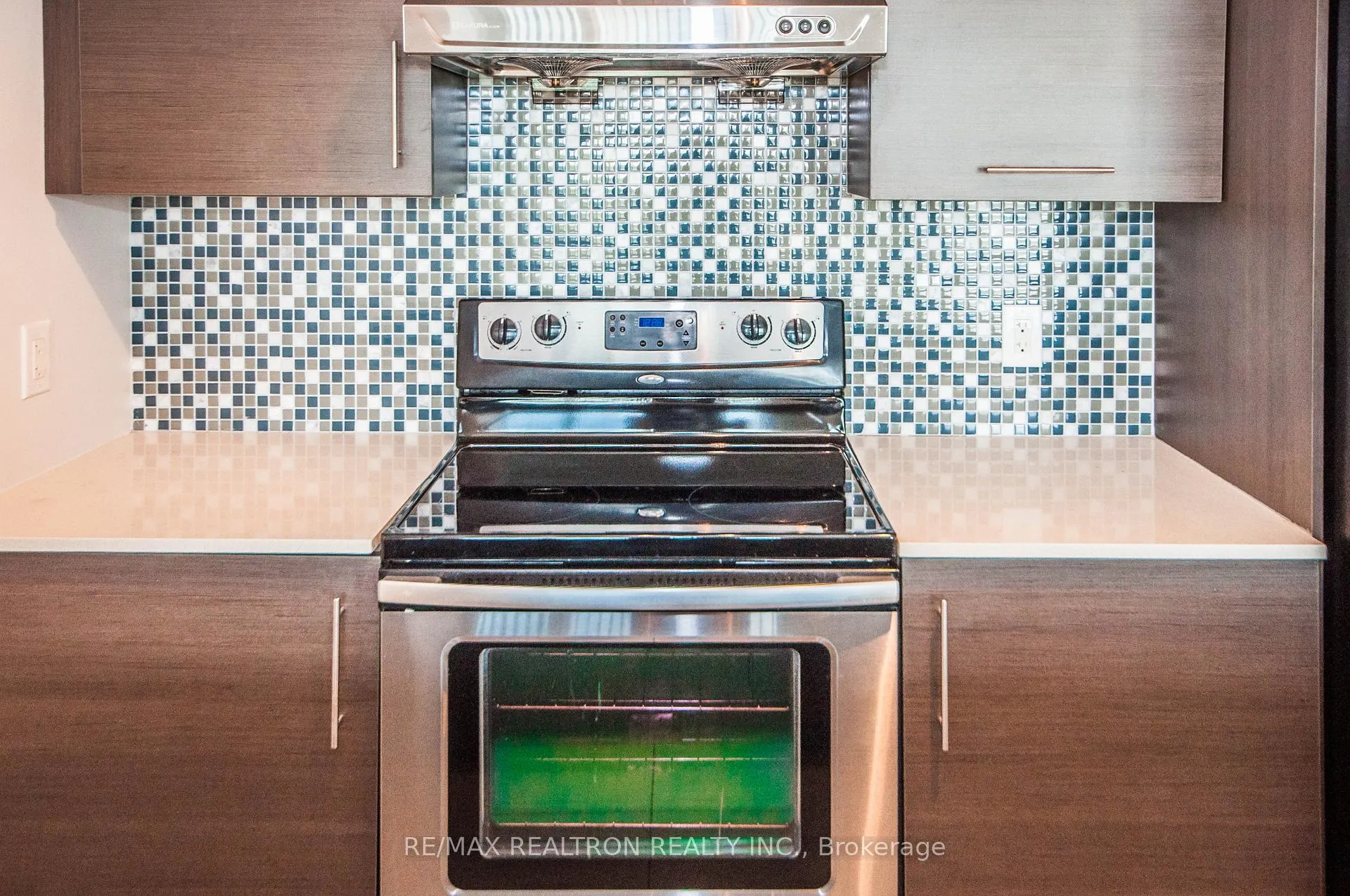 Photo 13 of Unit 702, 253 South Park Road, Markham, Commerce Valley — HOMEH
