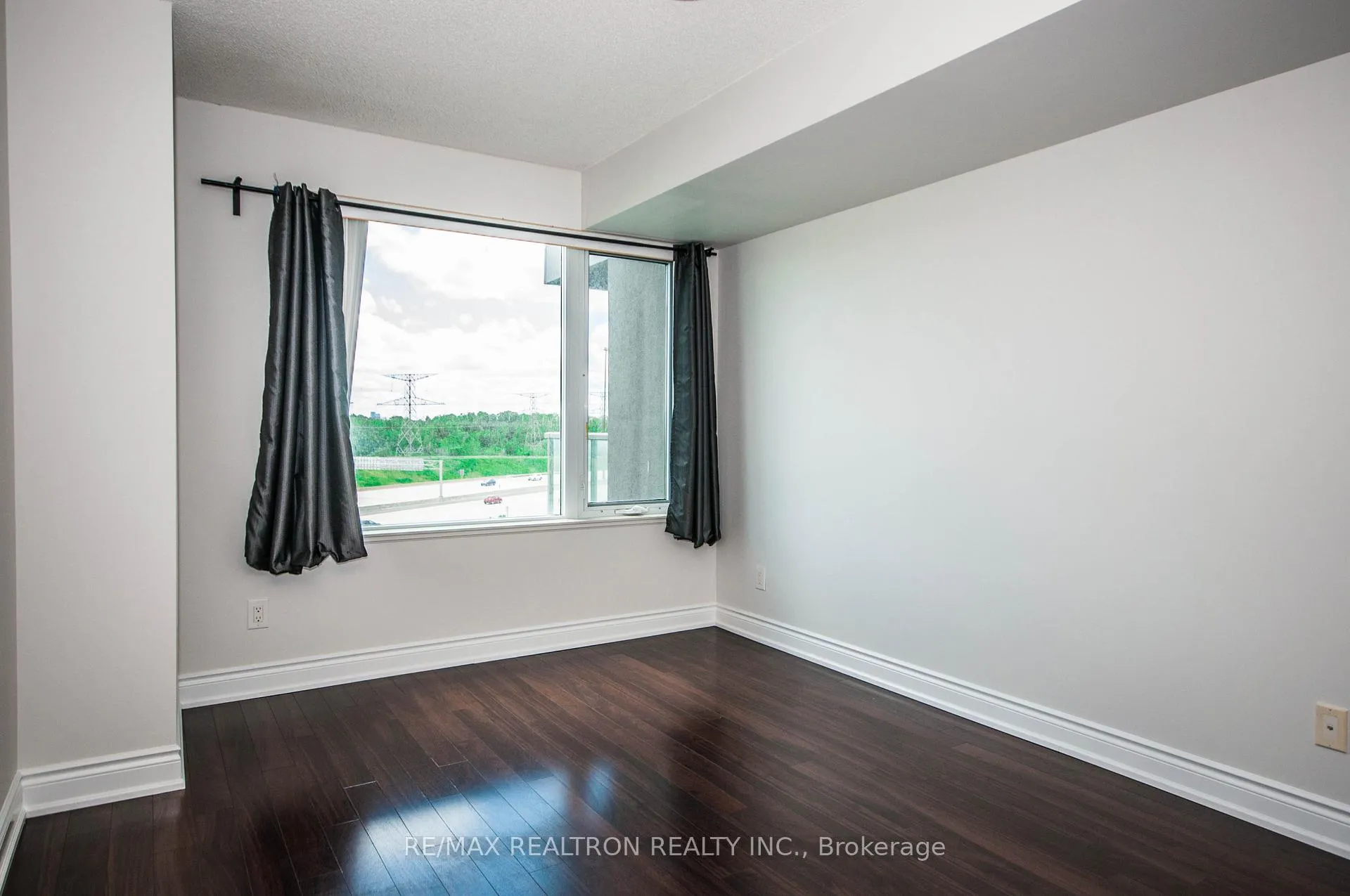 Photo 23 of Unit 702, 253 South Park Road, Markham, Commerce Valley — HOMEH