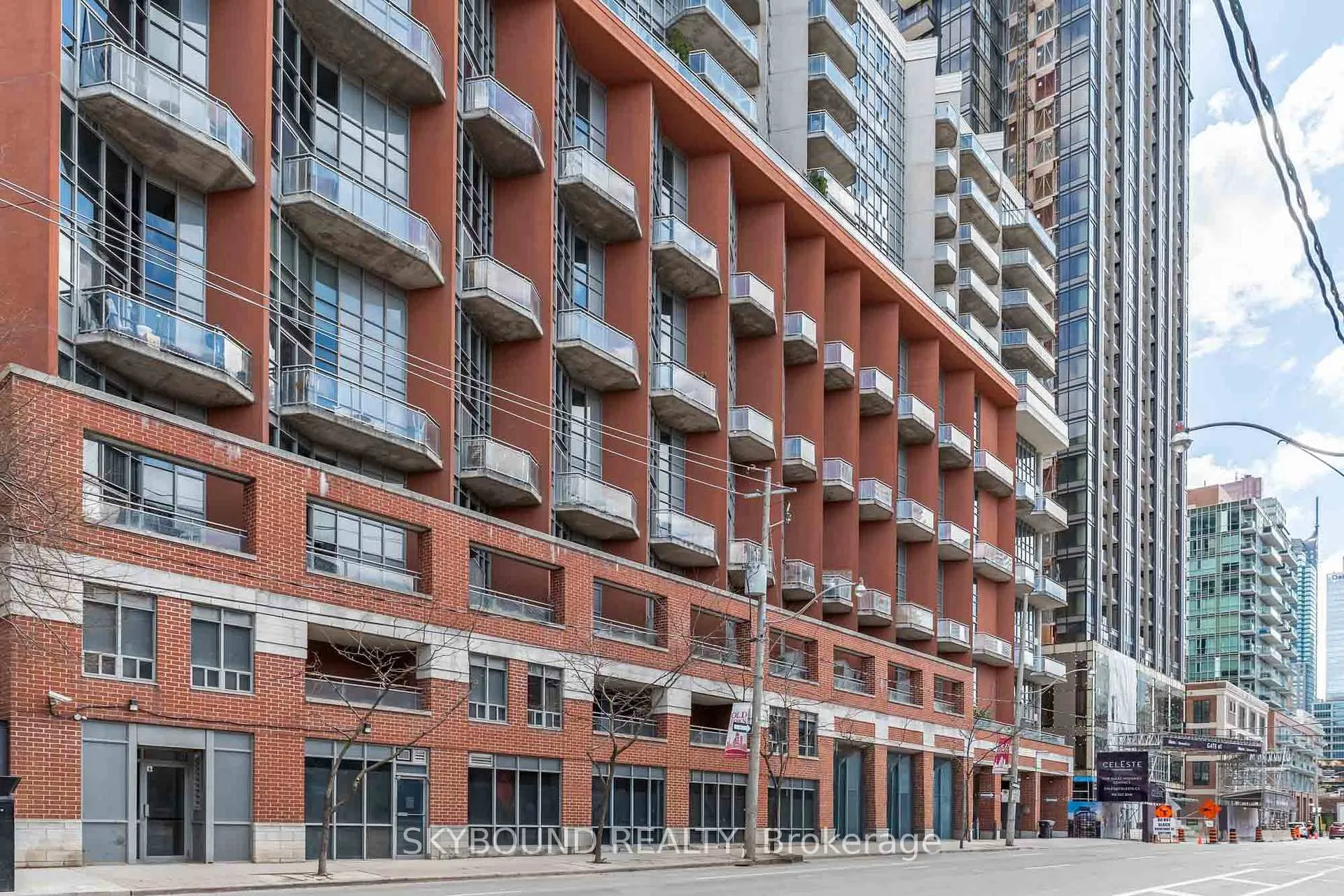 Photo 2 of Unit 802, 255 Richmond Street E, Toronto, Moss Park — HOMEH