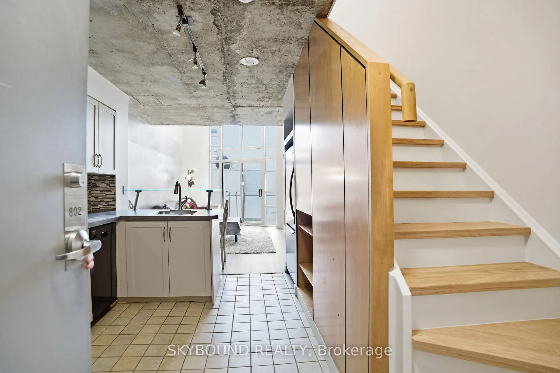 Photo 5 of Unit 802, 255 Richmond Street E, Toronto, Moss Park — HOMEH
