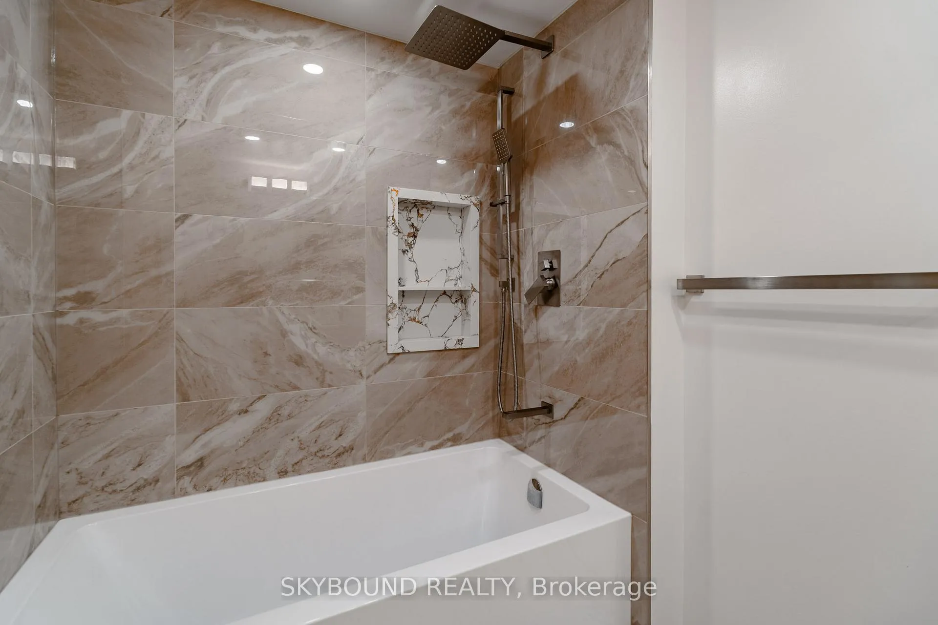 Photo 24 of Unit 802, 255 Richmond Street E, Toronto, Moss Park — HOMEH