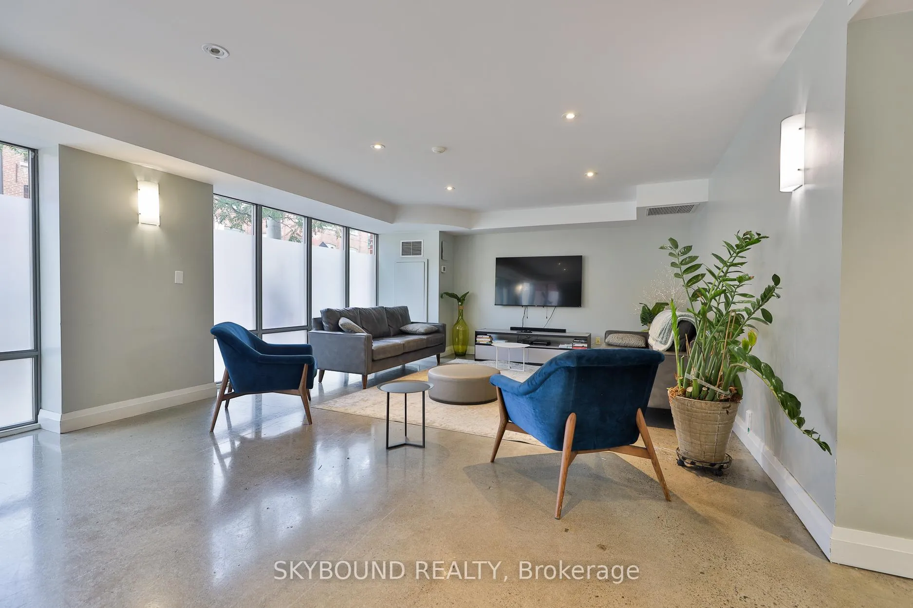 Photo 33 of Unit 802, 255 Richmond Street E, Toronto, Moss Park — HOMEH