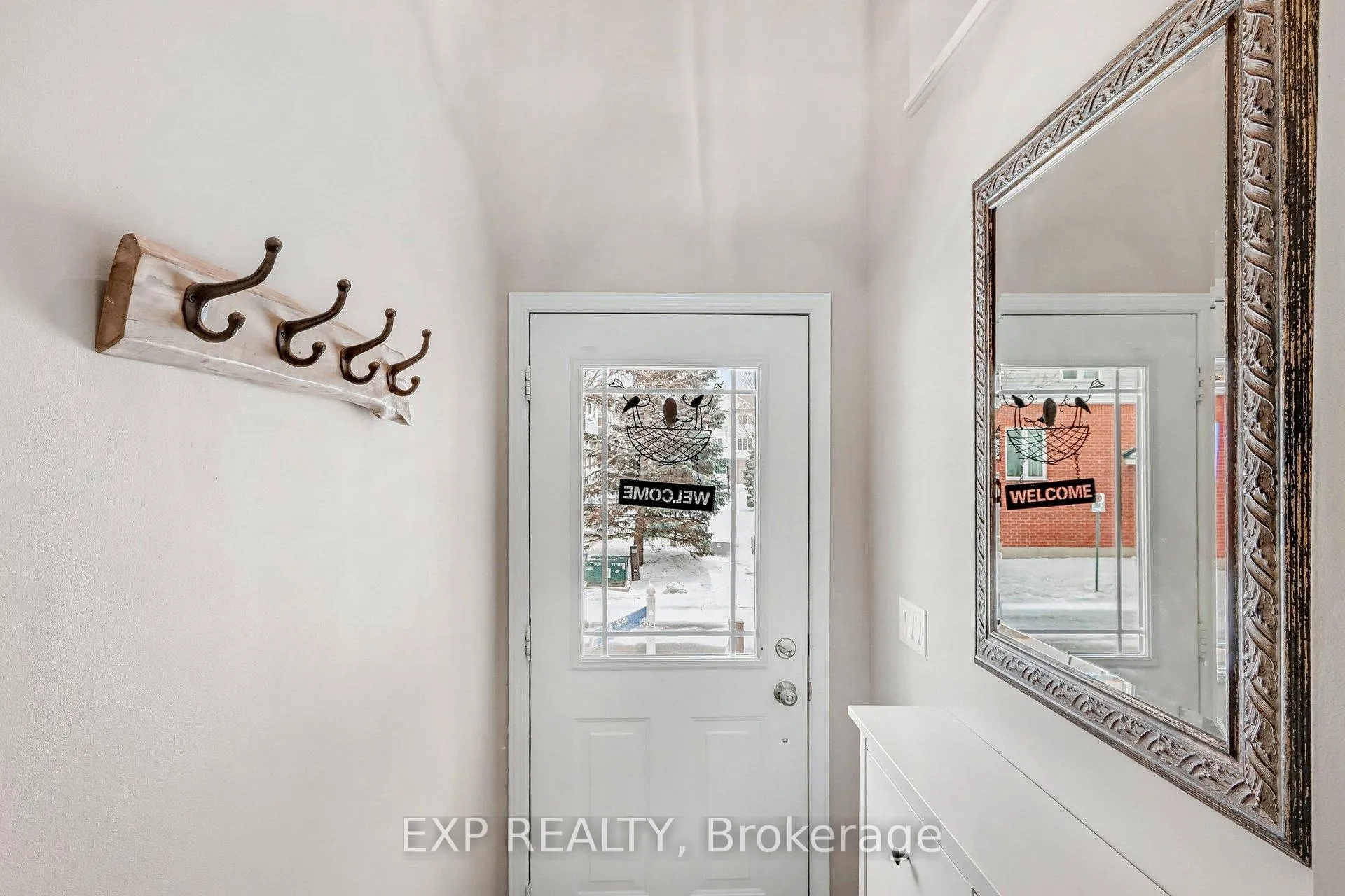 Photo 4 of 211 Gershwin Private, Ottawa, Westcliffe Estates — HOMEH
