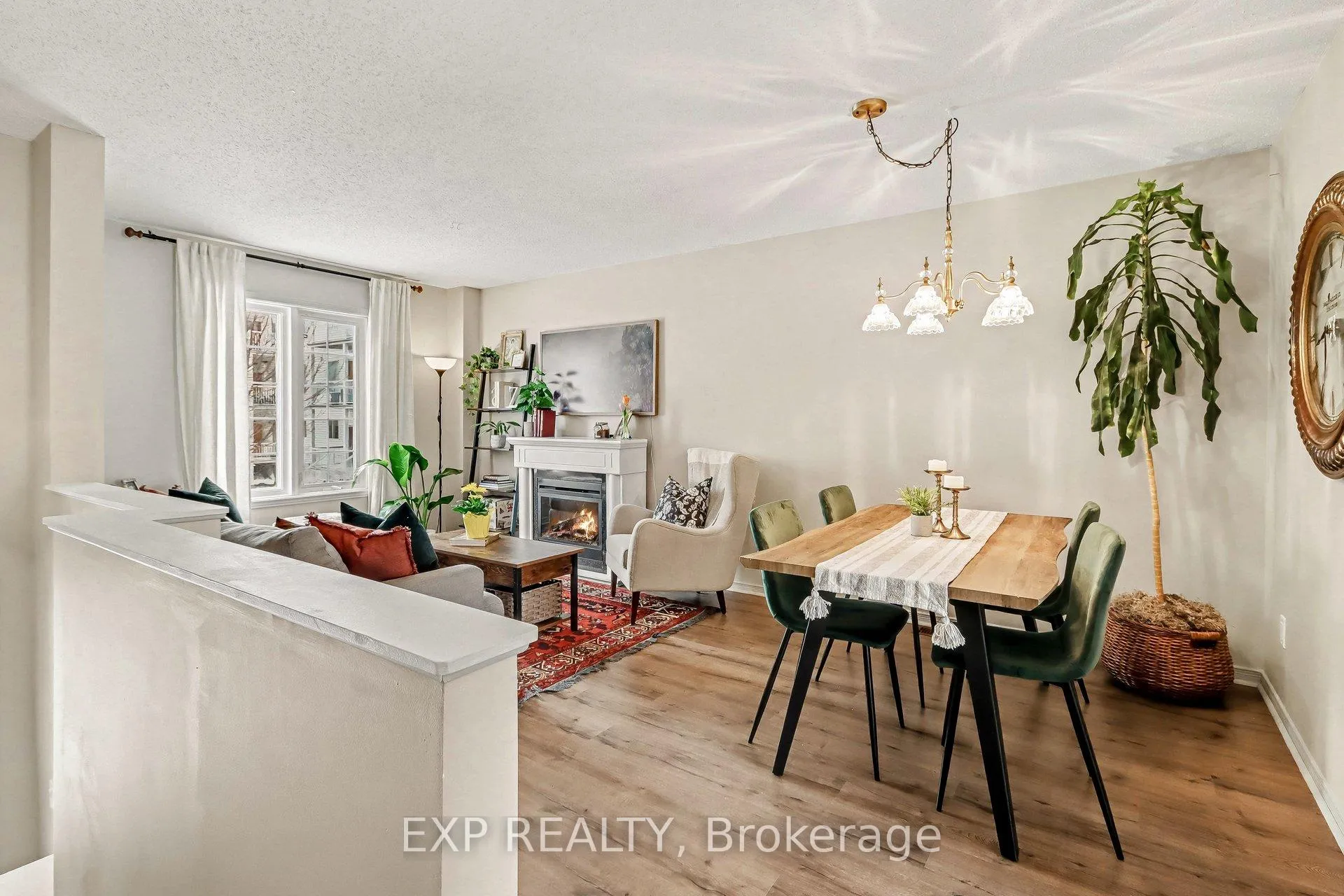 Photo 7 of 211 Gershwin Private, Ottawa, Westcliffe Estates — HOMEH
