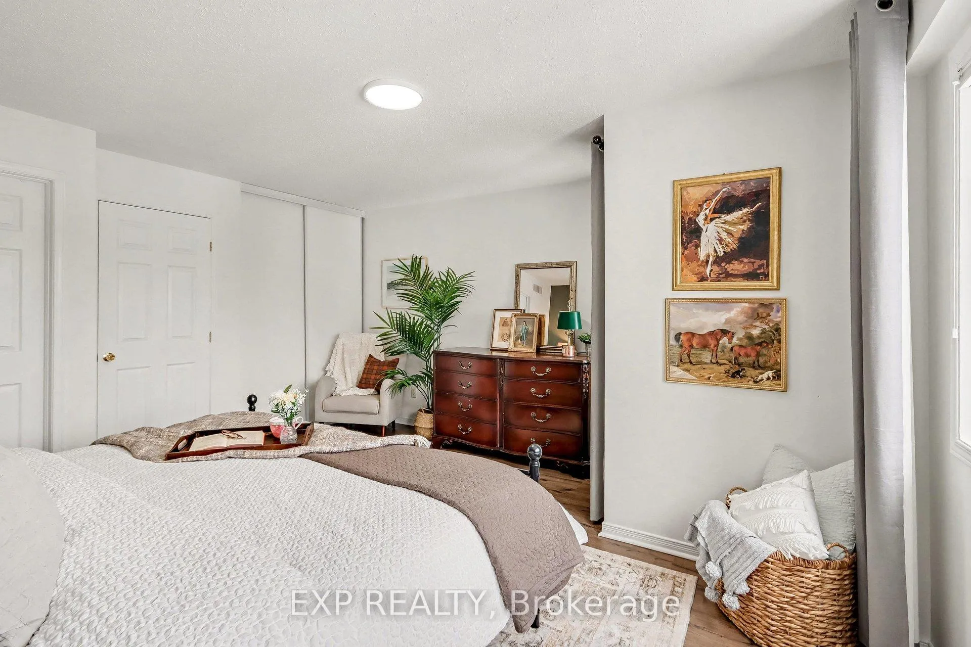 Photo 18 of 211 Gershwin Private, Ottawa, Westcliffe Estates — HOMEH
