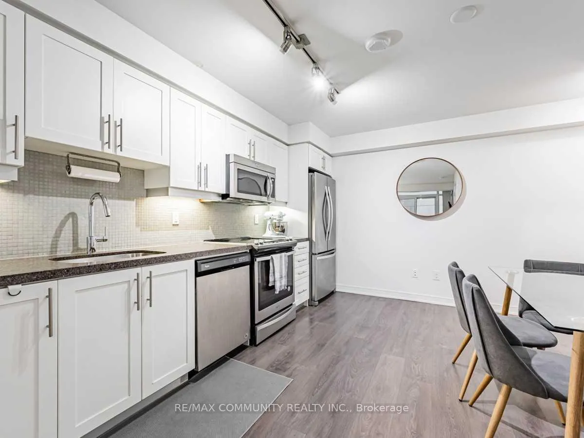 Photo 10 of Unit 631, 525 Adelaide Street W, Toronto, Waterfront Communities — HOMEH