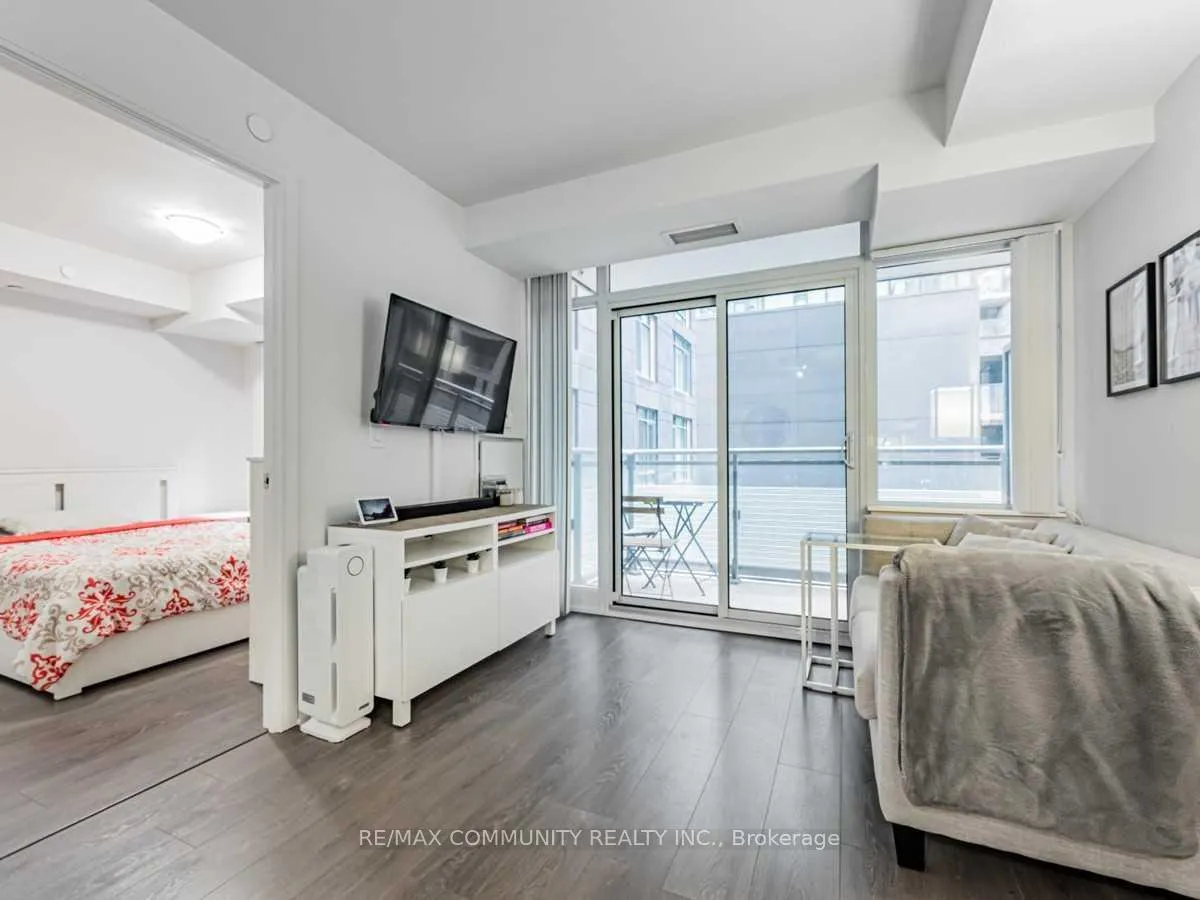 Photo 11 of Unit 631, 525 Adelaide Street W, Toronto, Waterfront Communities — HOMEH