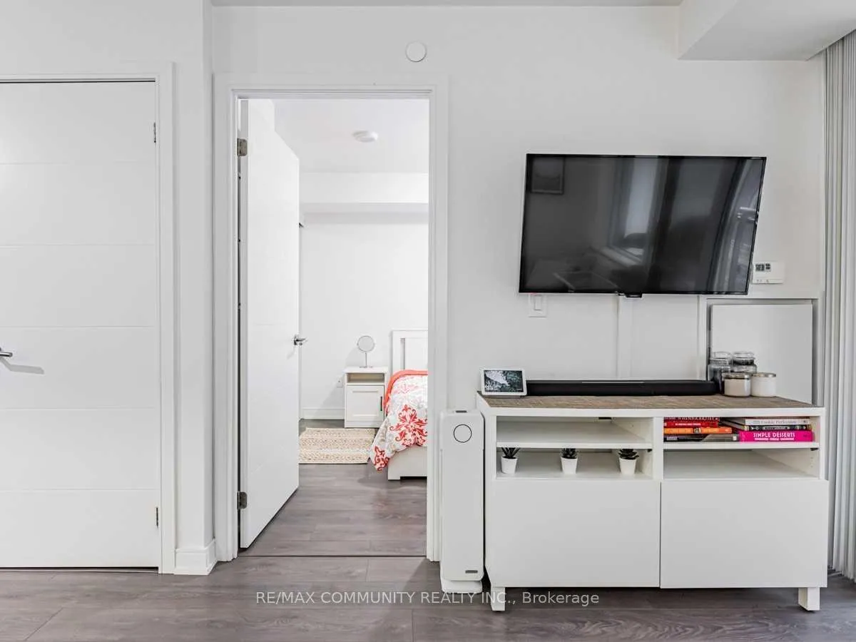 Photo 14 of Unit 631, 525 Adelaide Street W, Toronto, Waterfront Communities — HOMEH