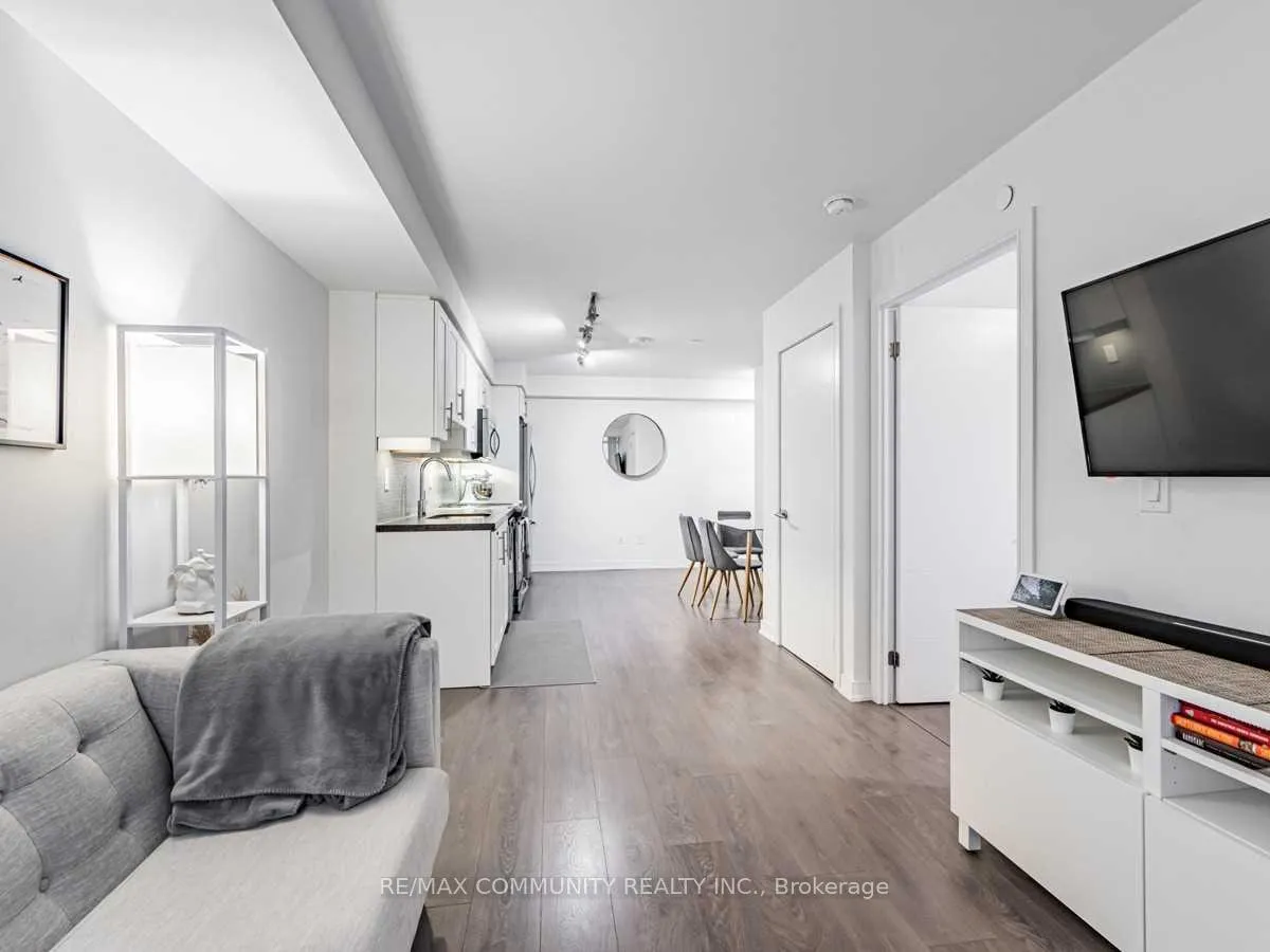 Photo 16 of Unit 631, 525 Adelaide Street W, Toronto, Waterfront Communities — HOMEH