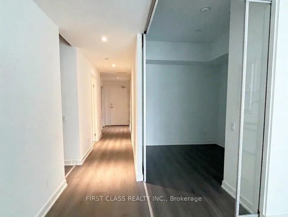 Photo 5 of Unit 606, 8 Wellesley Street W, Toronto, Bay Street Corridor — HOMEH
