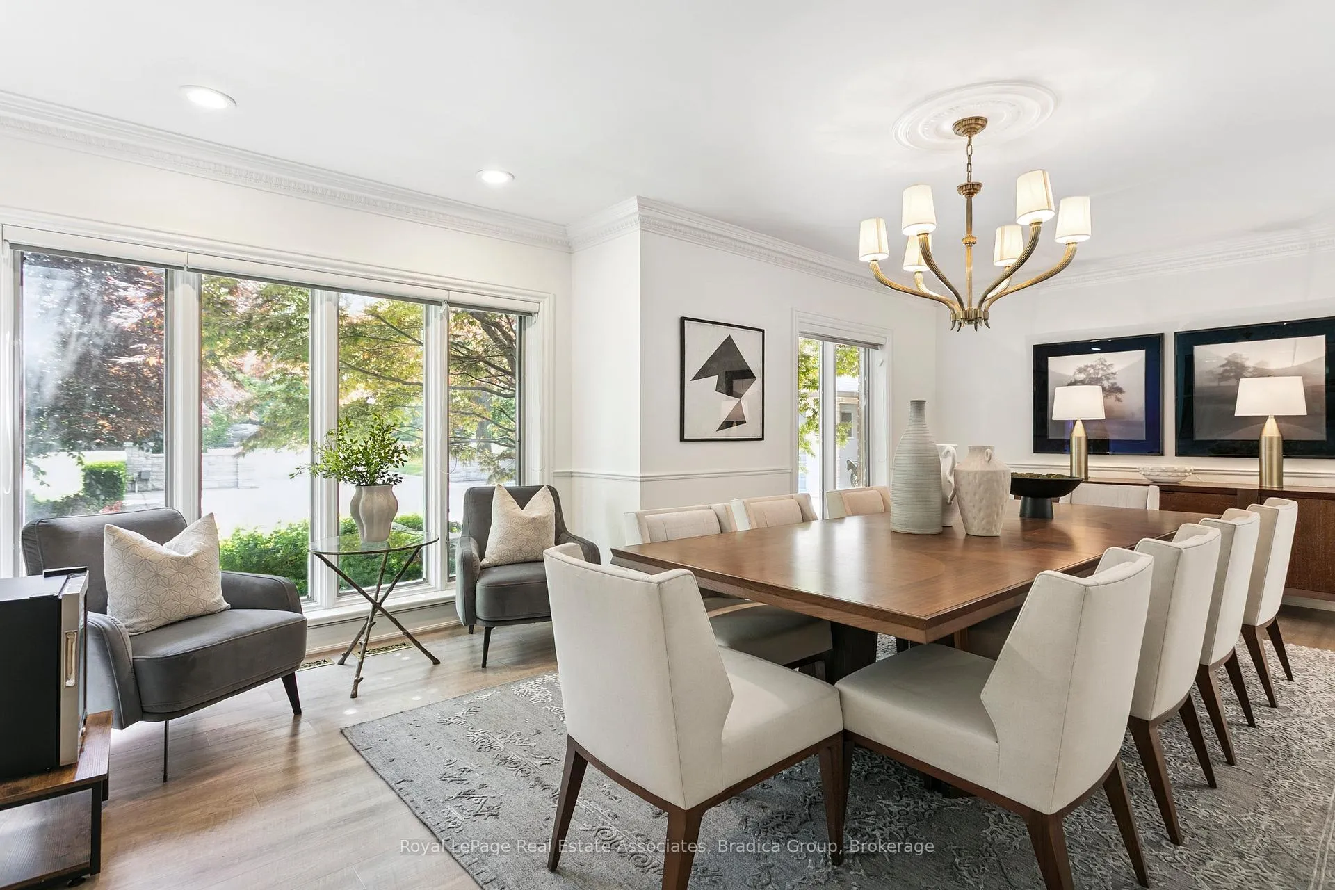 Photo 13 of 19 Lorraine Gardens, Etobicoke, Islington-City Centre West — HOMEH