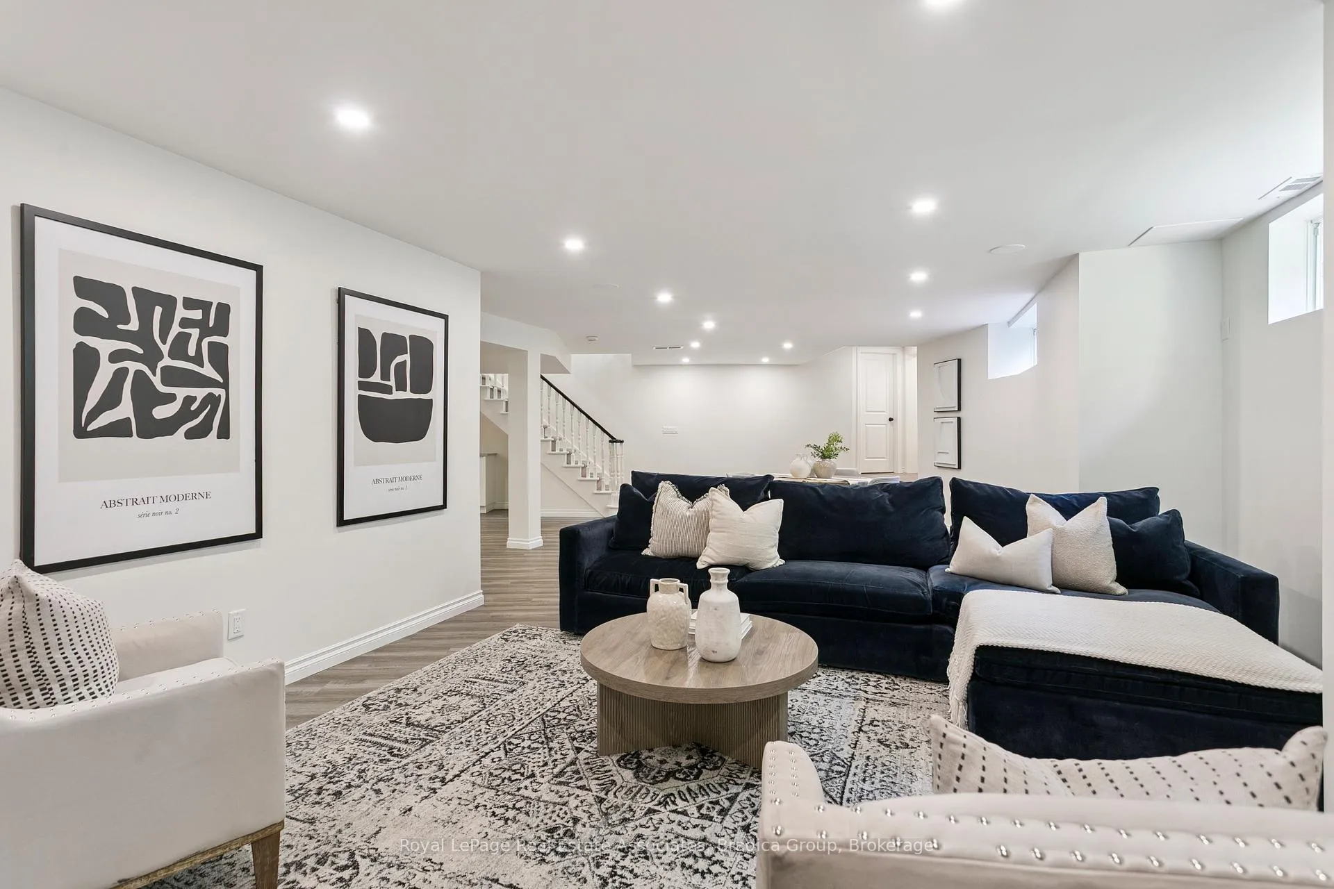 Photo 33 of 19 Lorraine Gardens, Etobicoke, Islington-City Centre West — HOMEH