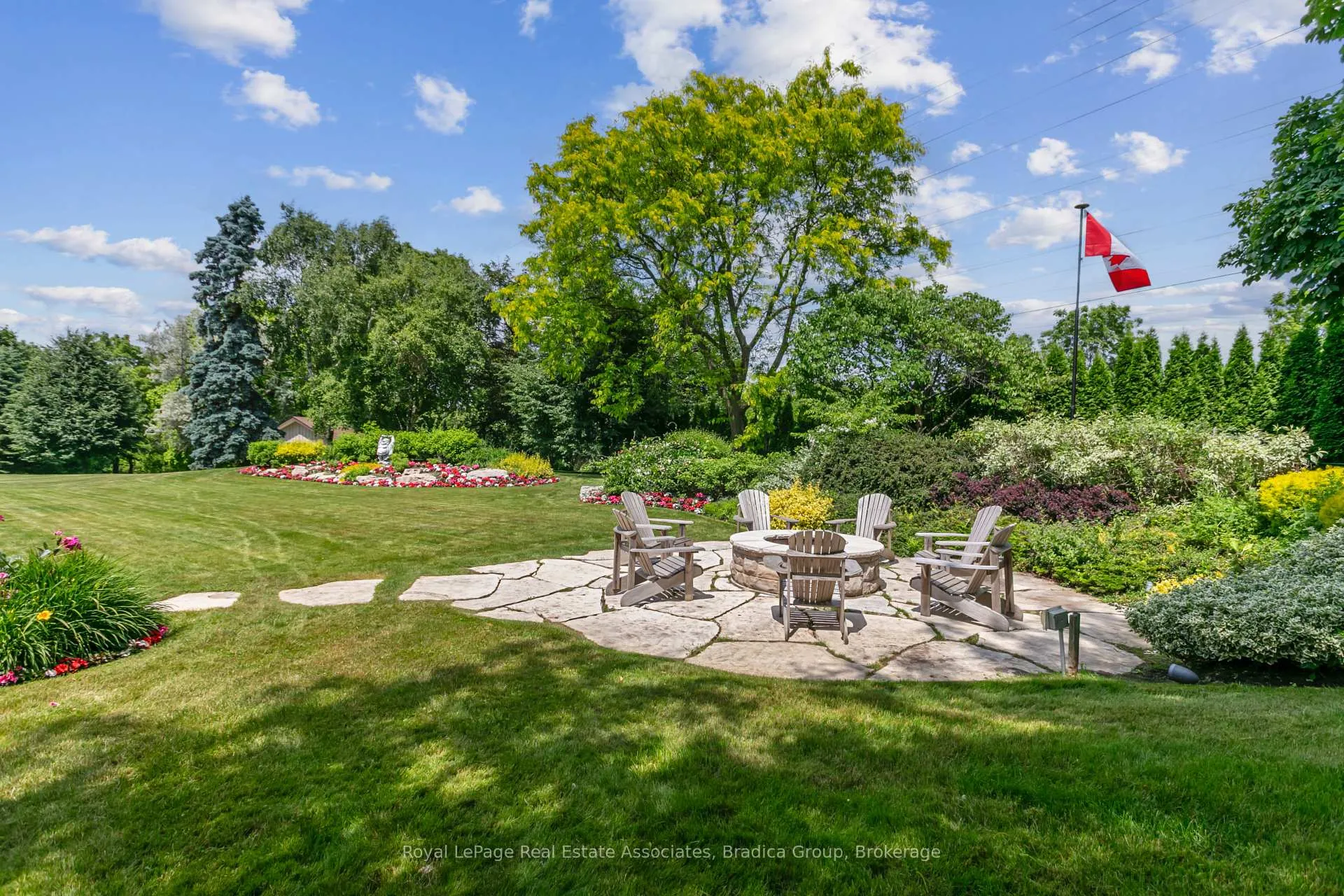 Photo 41 of 19 Lorraine Gardens, Etobicoke, Islington-City Centre West — HOMEH