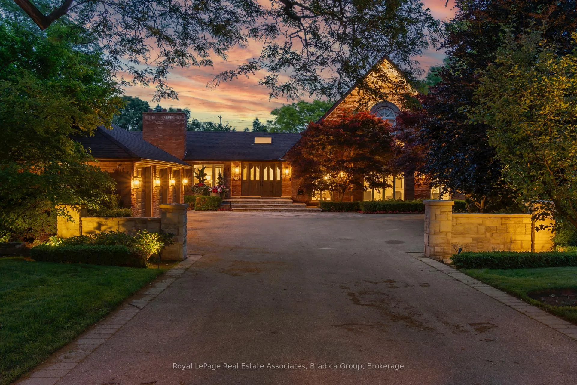 Photo 50 of 19 Lorraine Gardens, Etobicoke, Islington-City Centre West — HOMEH