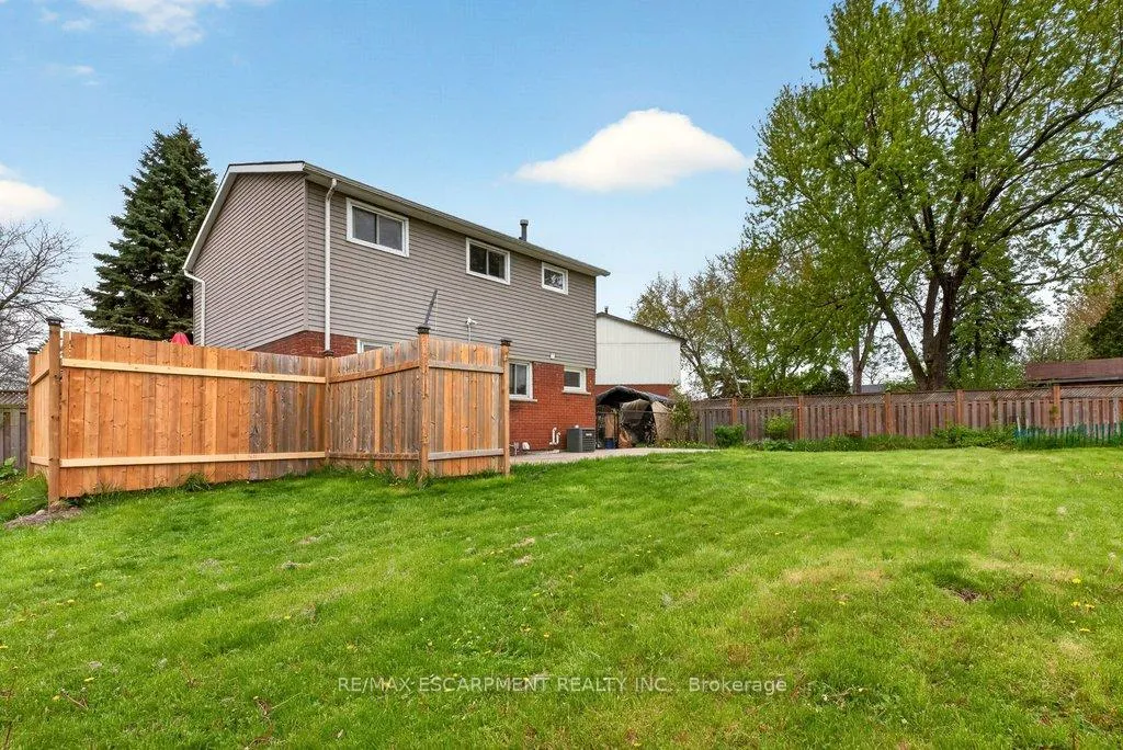 Photo 26 of 120 Chilton Drive, Hamilton, Stoney Creek Mountain — HOMEH