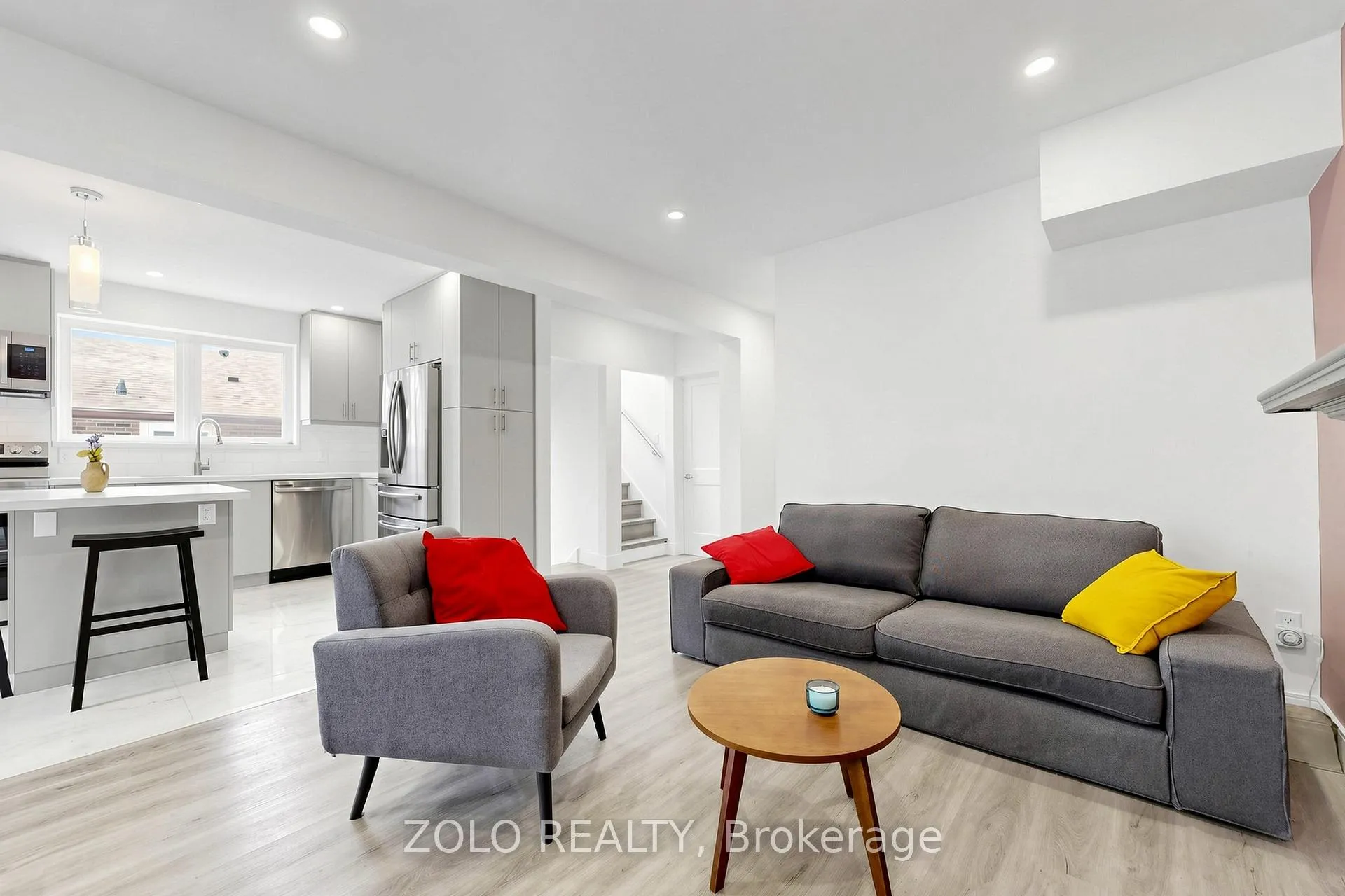 Photo 8 of 84 East 15th Street, Hamilton, Inch Park — HOMEH