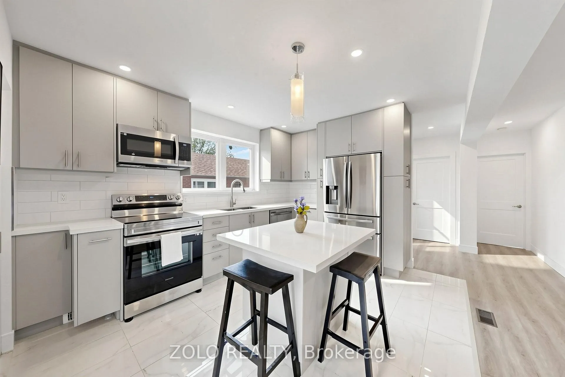 Photo 13 of 84 East 15th Street, Hamilton, Inch Park — HOMEH