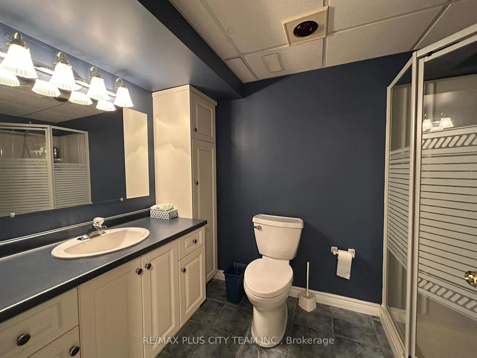 Photo 34 of 506 Dicenzo Drive, Hamilton, Ryckmans — HOMEH