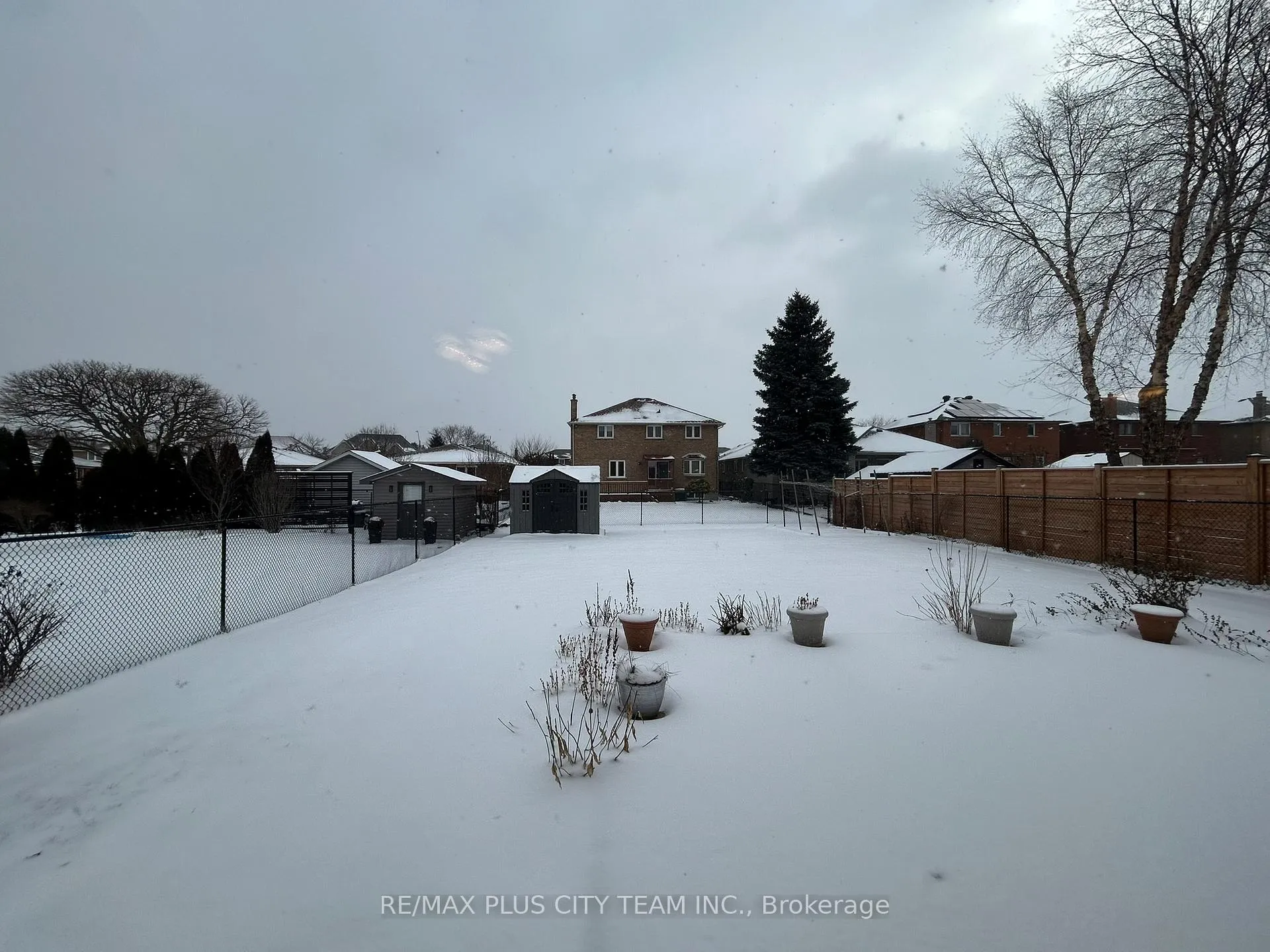Photo 35 of 506 Dicenzo Drive, Hamilton, Ryckmans — HOMEH