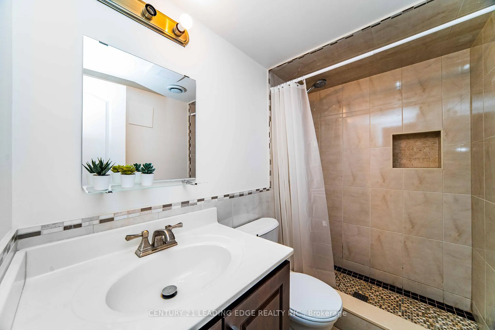 Photo 42 of 37 Landsdown Crescent, Markham, Wismer — HOMEH