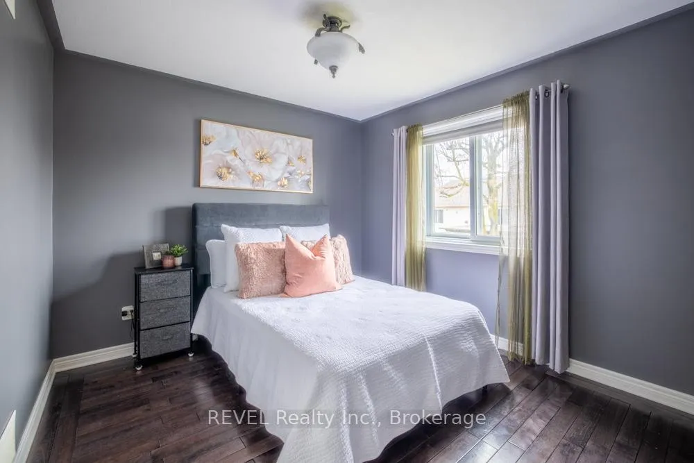 Photo 17 of 8205 Harvest Crescent, Niagara Falls, Ascot — HOMEH