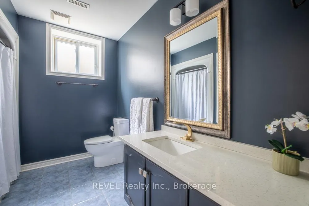 Photo 23 of 8205 Harvest Crescent, Niagara Falls, Ascot — HOMEH