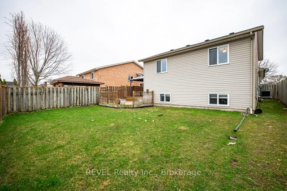 Photo 27 of 8205 Harvest Crescent, Niagara Falls, Ascot — HOMEH