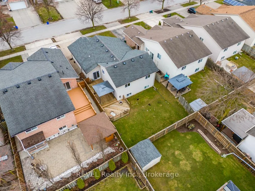 Photo 31 of 8205 Harvest Crescent, Niagara Falls, Ascot — HOMEH