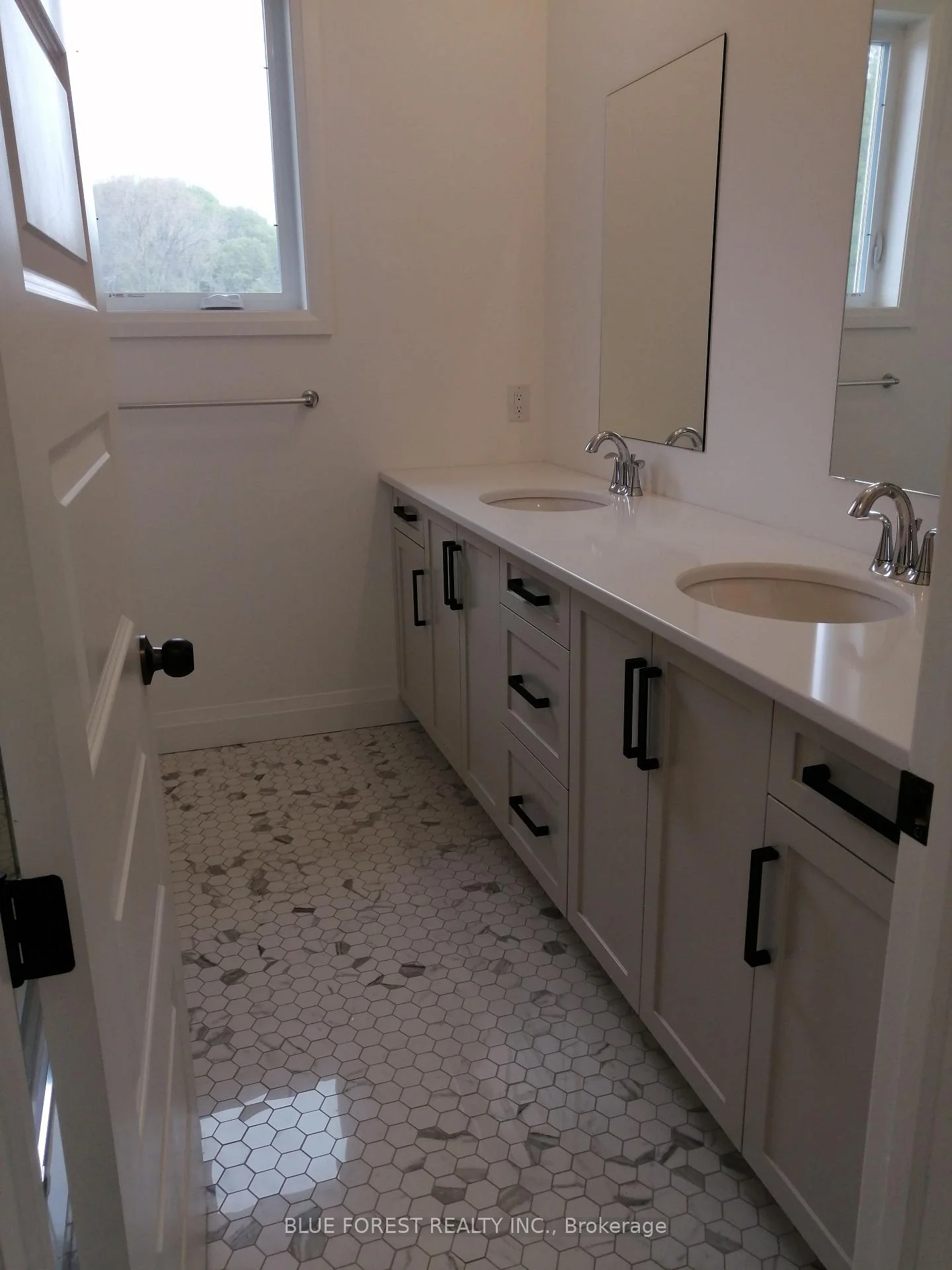 Photo 10 of 457 George Street, Central Elgin, Port Stanley — HOMEH