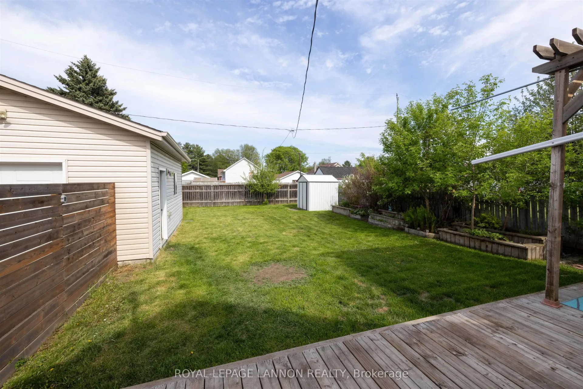 Photo 1 of 1126 Broadmore Ave, Thunder Bay, Westfort — HOMEH