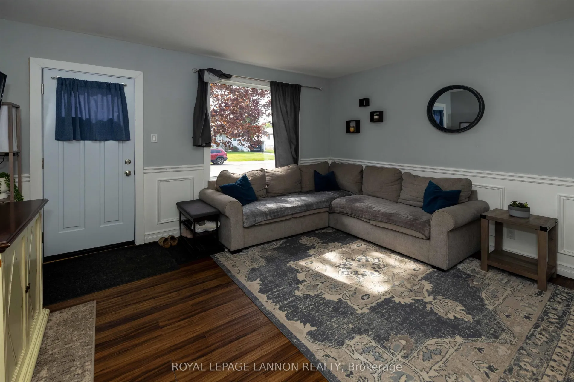 Photo 4 of 1126 Broadmore Ave, Thunder Bay, Westfort — HOMEH