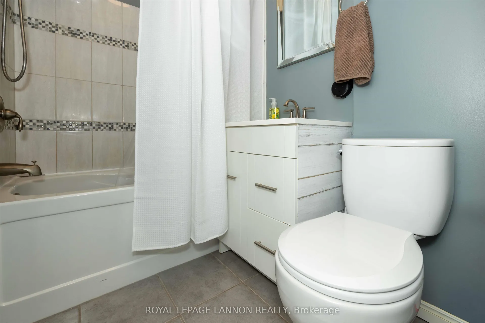 Photo 14 of 1126 Broadmore Ave, Thunder Bay, Westfort — HOMEH