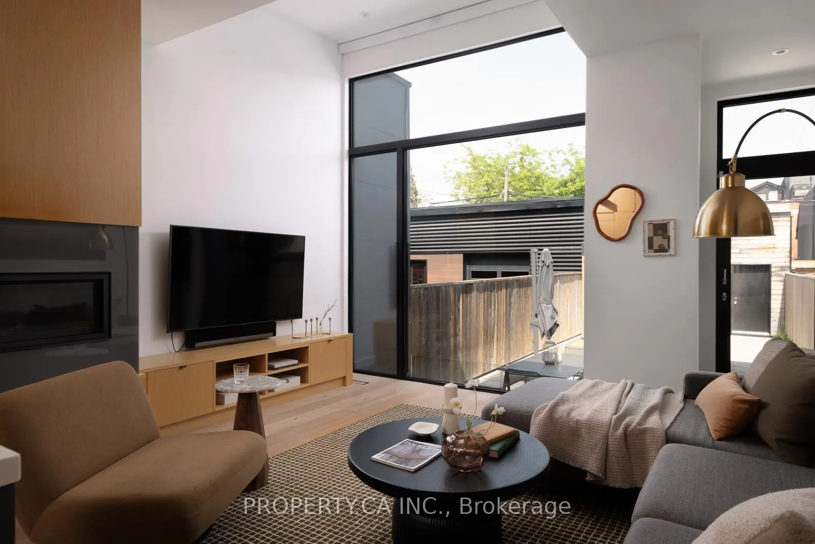 Photo 8 of 165 Lisgar Street, Toronto, Niagara — HOMEH