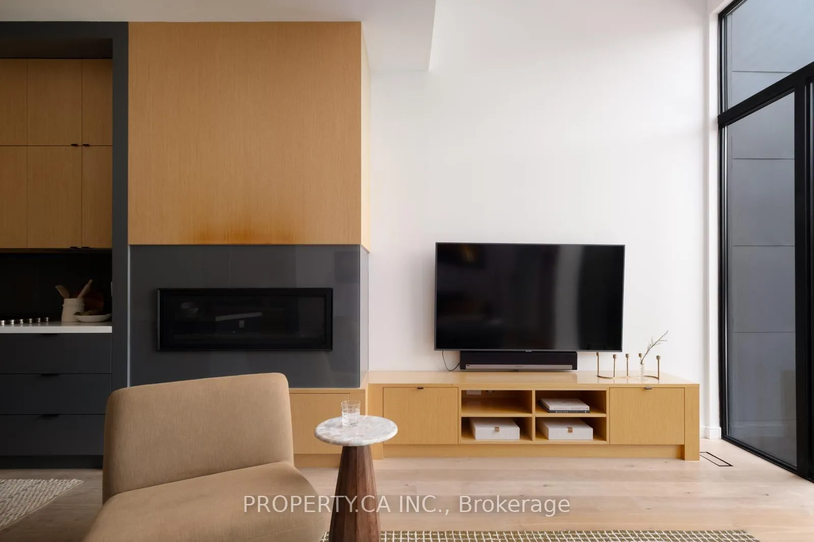 Photo 10 of 165 Lisgar Street, Toronto, Niagara — HOMEH