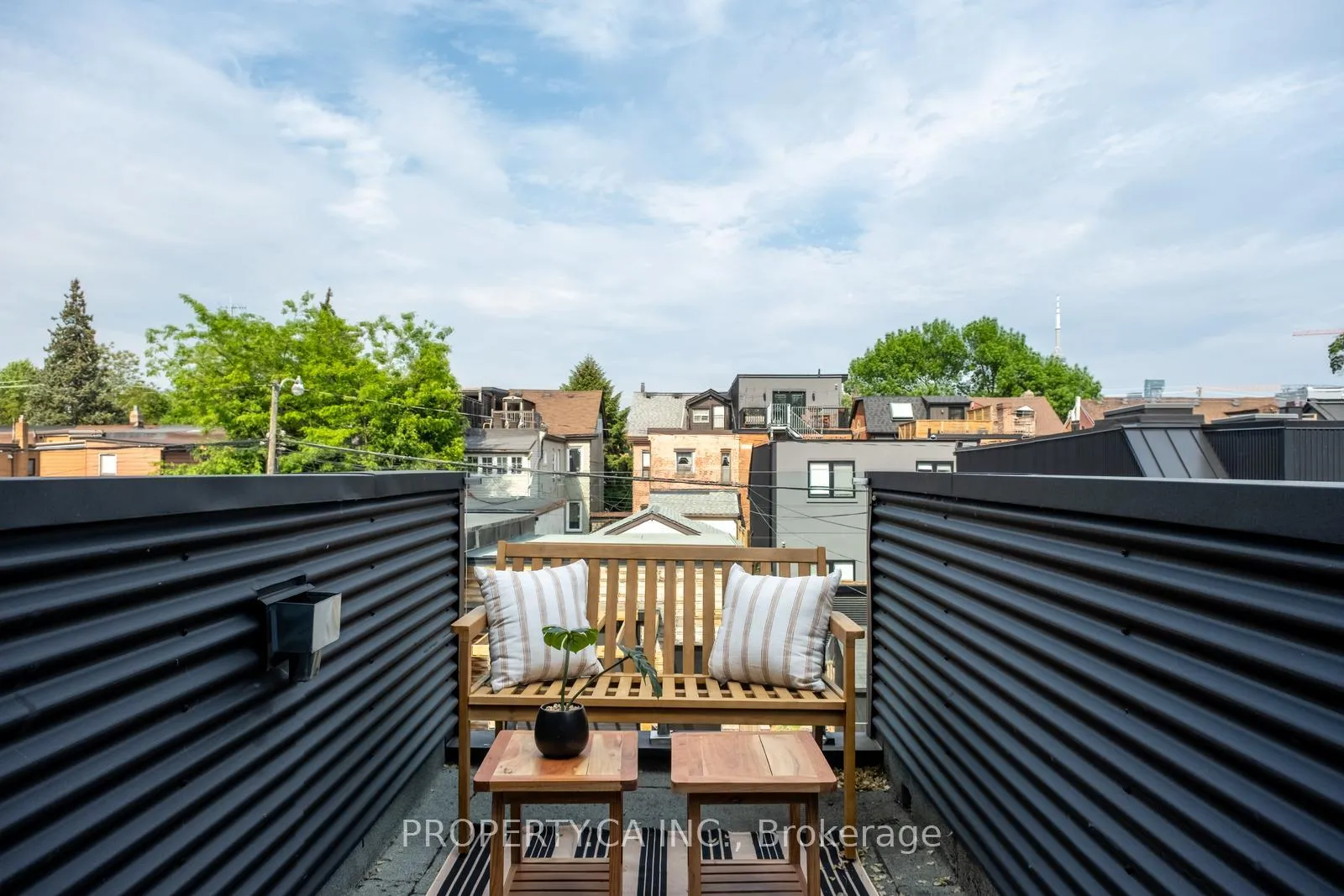 Photo 31 of 165 Lisgar Street, Toronto, Niagara — HOMEH