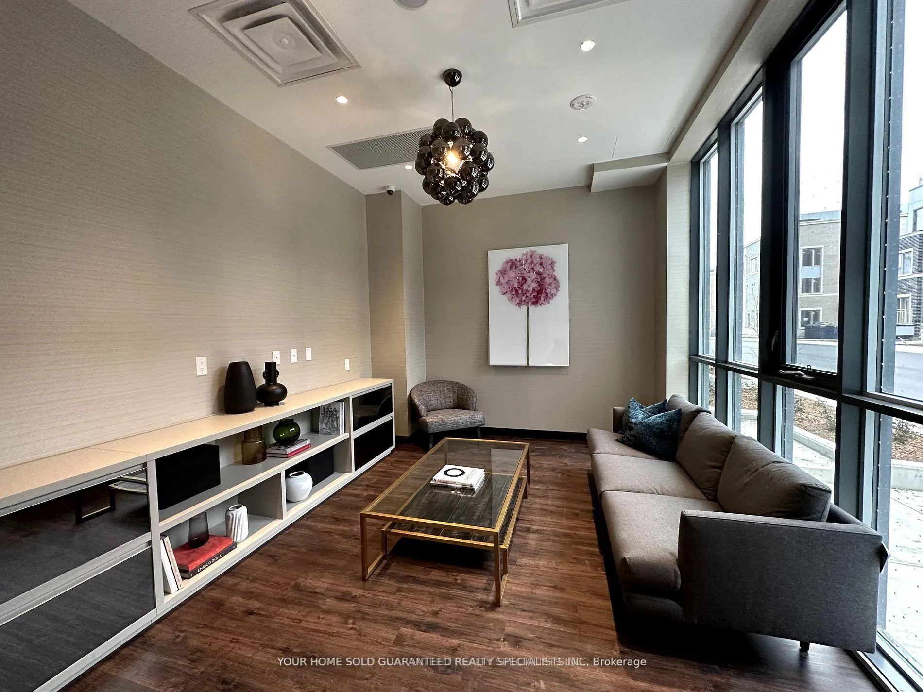 Photo 9 of Unit 1012, 60 Honeycrisp Crescent, Vaughan, Concord — HOMEH